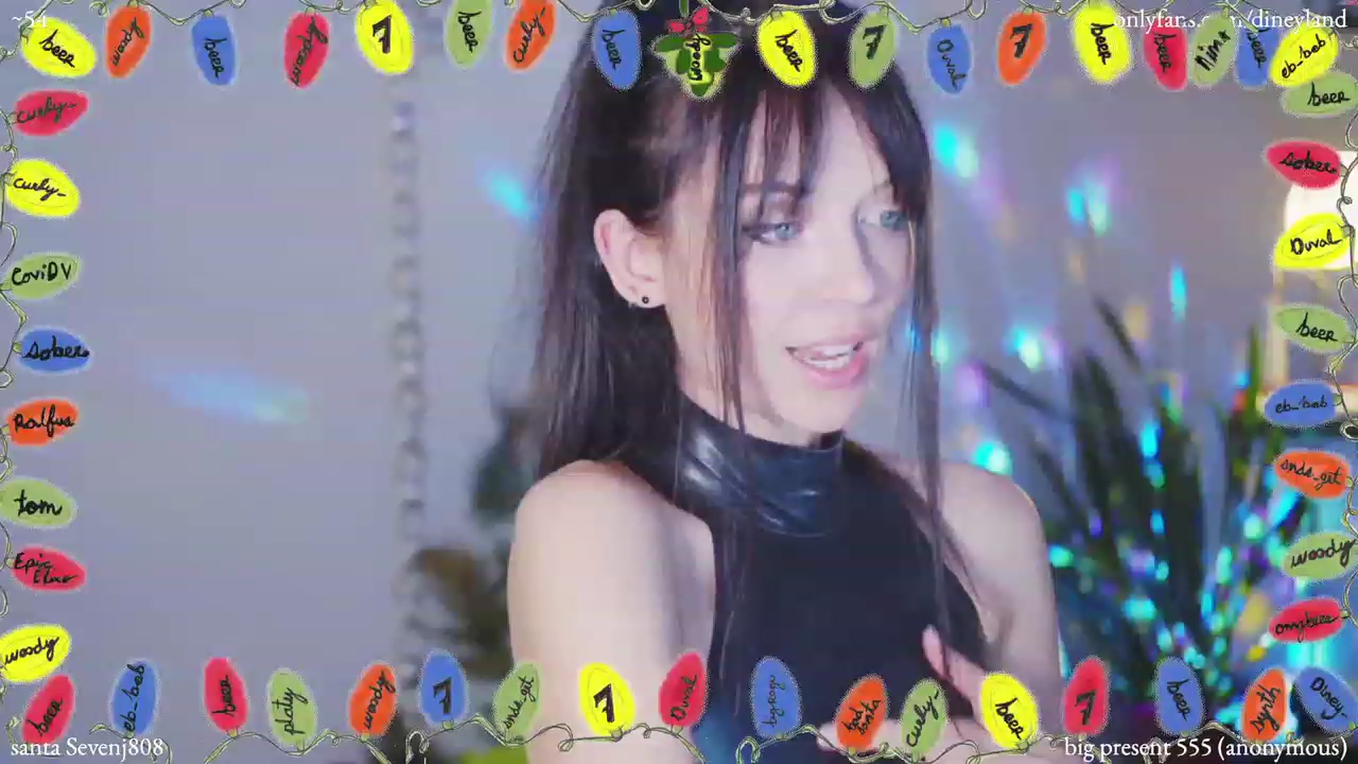 Gallery image thumbnail from diney_'s myfreecams stream on, 12/31/2022, 07:28 image 4 of 20