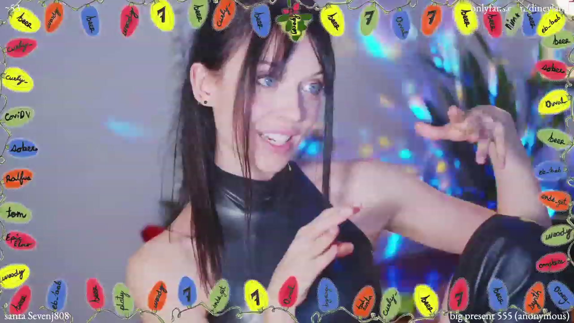 Gallery image thumbnail from diney_'s myfreecams stream on, 12/31/2022, 07:28 image 8 of 20