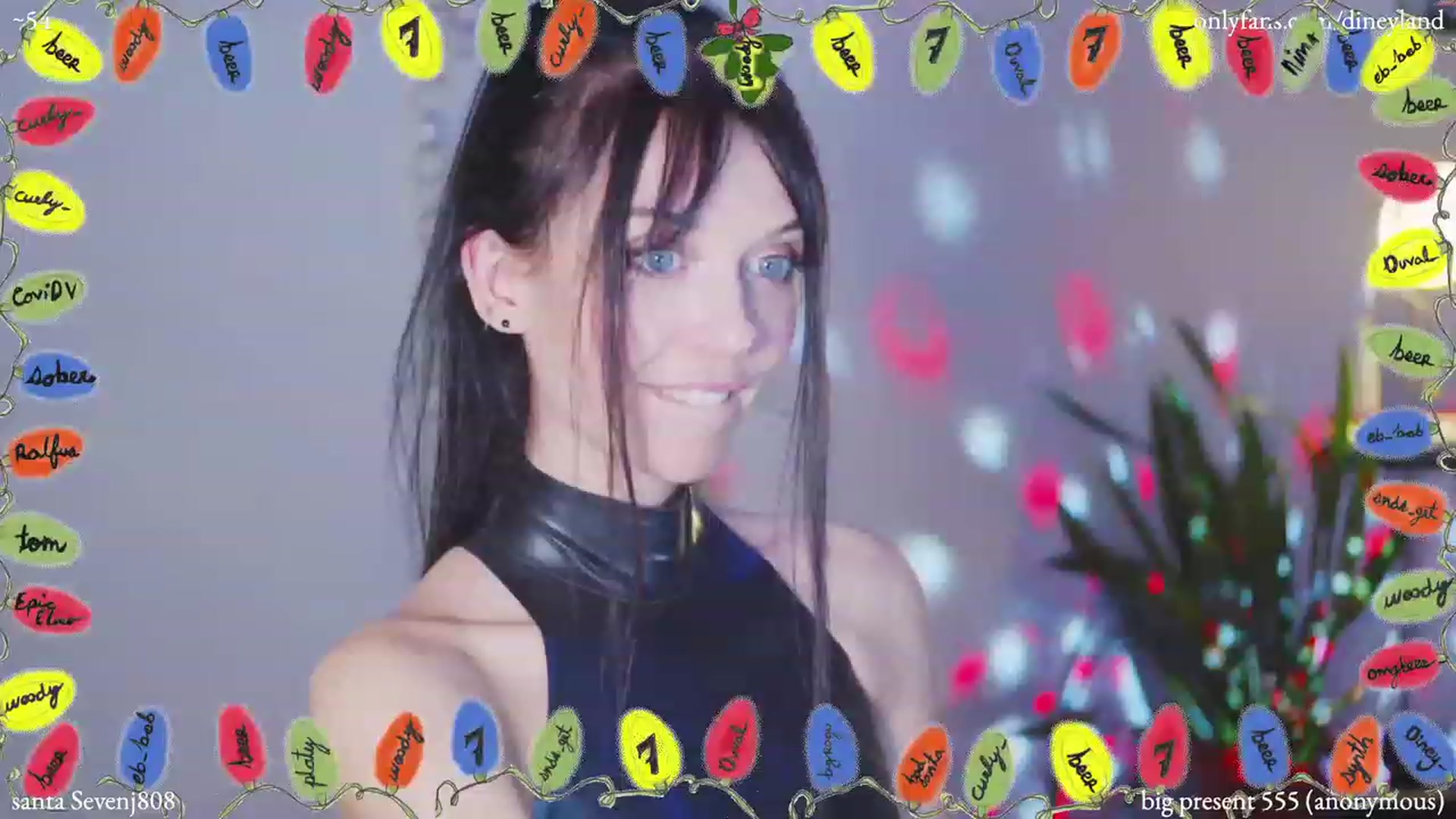Gallery image thumbnail from diney_'s myfreecams stream on, 12/31/2022, 07:28 image 5 of 20