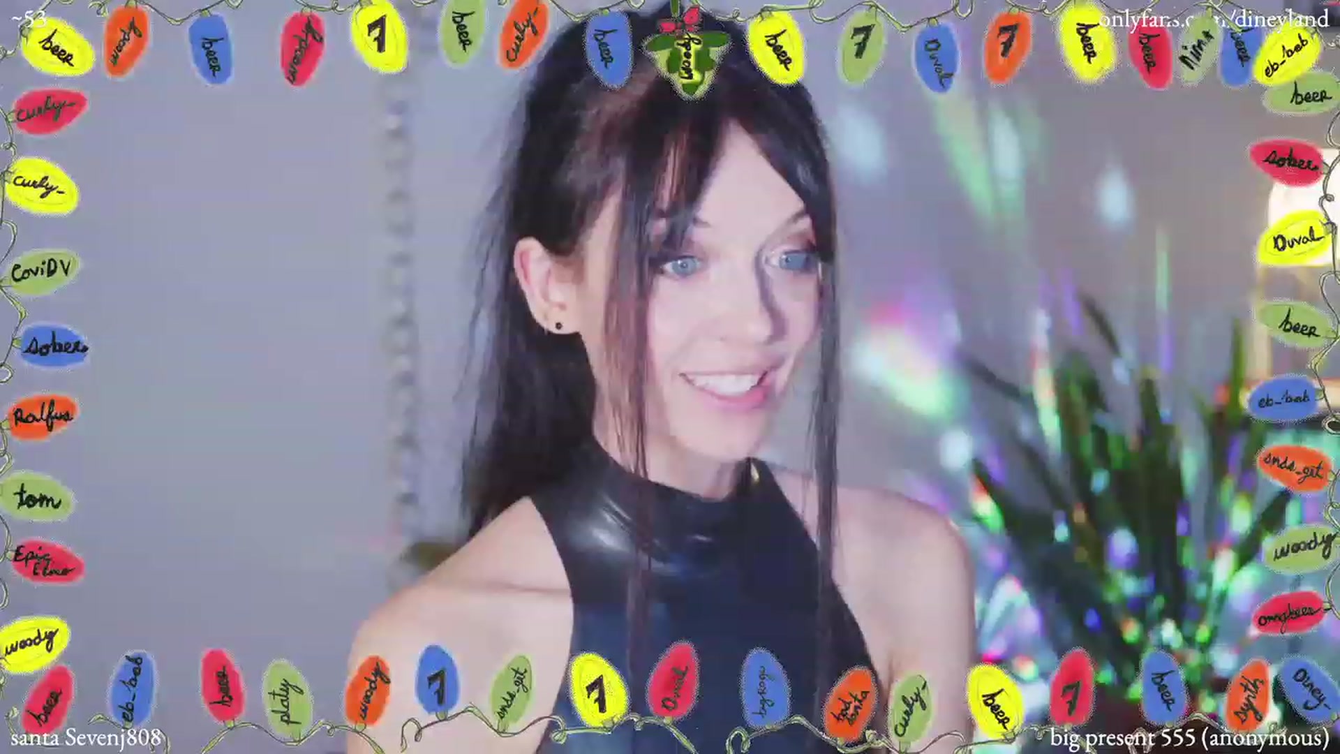 Gallery image thumbnail from diney_'s myfreecams stream on, 12/31/2022, 07:28 image 7 of 20