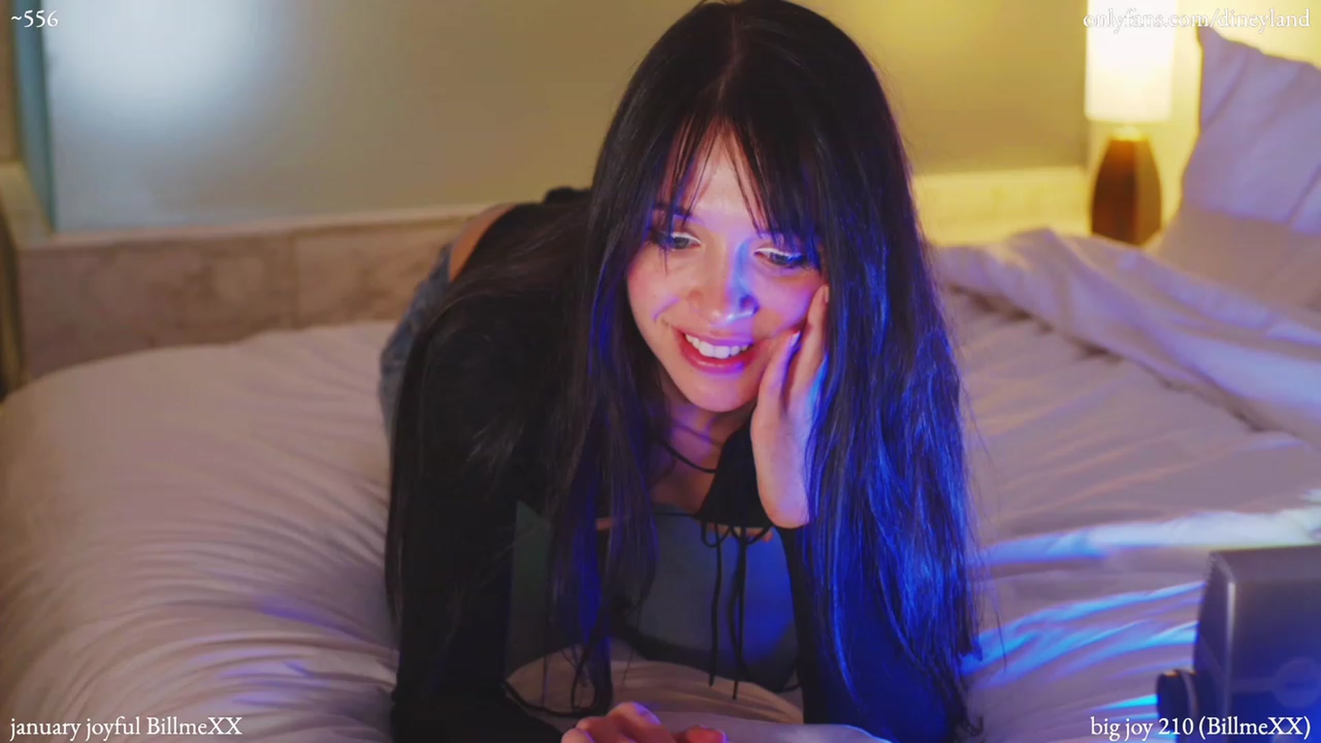 Gallery image thumbnail from diney_'s myfreecams stream on, 01/06/2023, 04:26 image 18 of 20