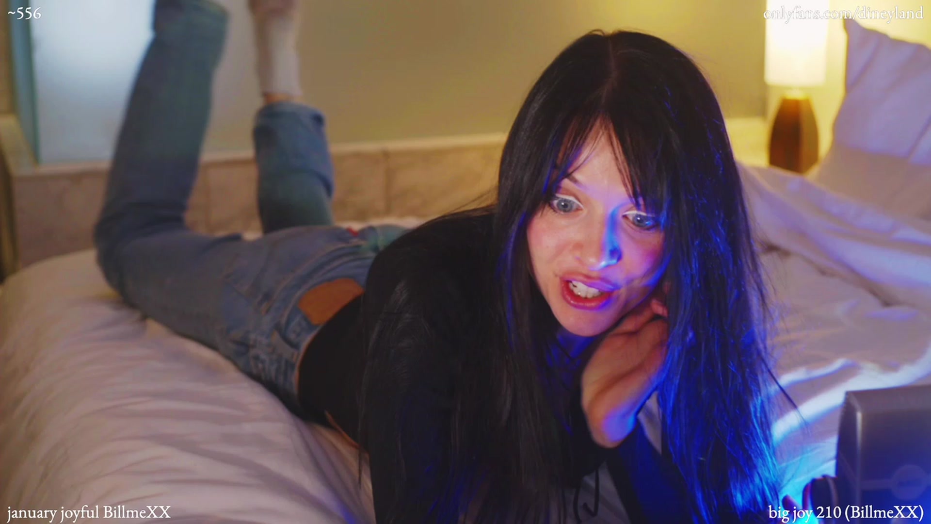 Gallery image thumbnail from diney_'s myfreecams stream on, 01/06/2023, 04:26 image 20 of 20