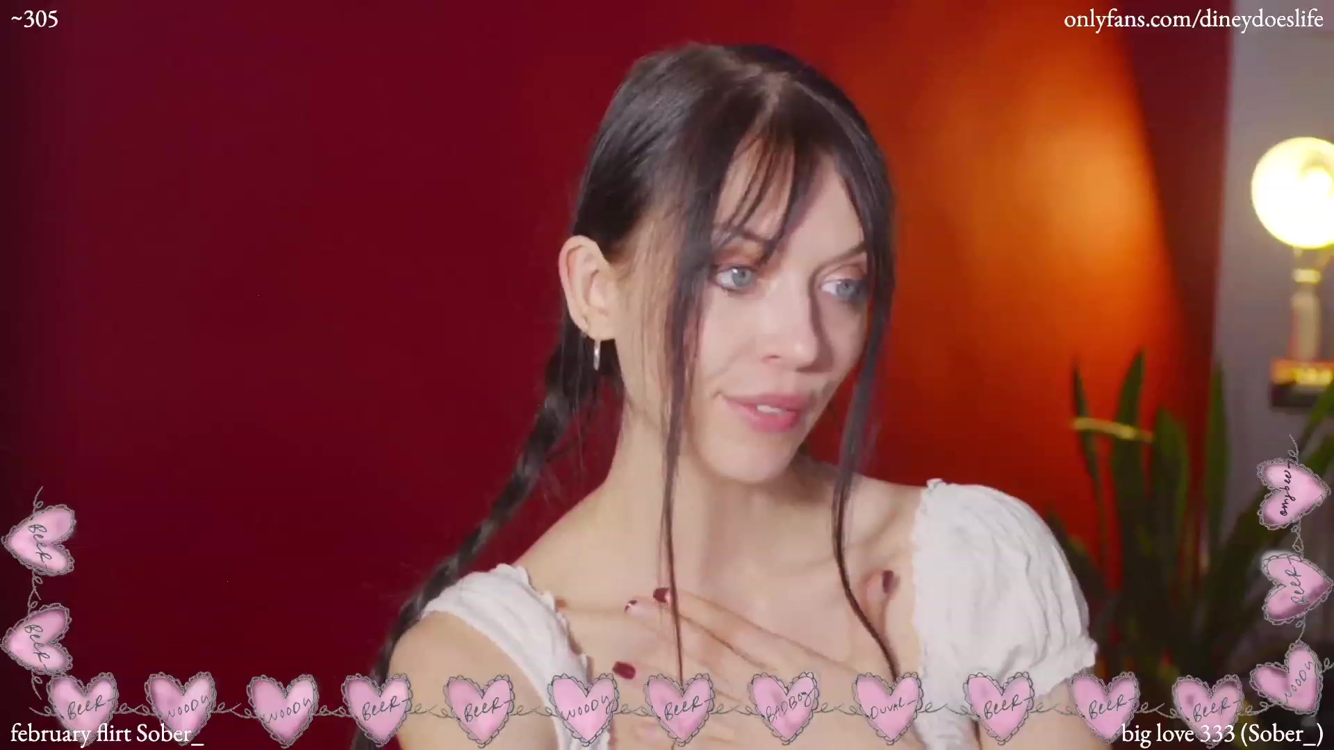 Gallery image thumbnail from diney_'s myfreecams stream on, 02/07/2023, 06:02 image 10 of 20