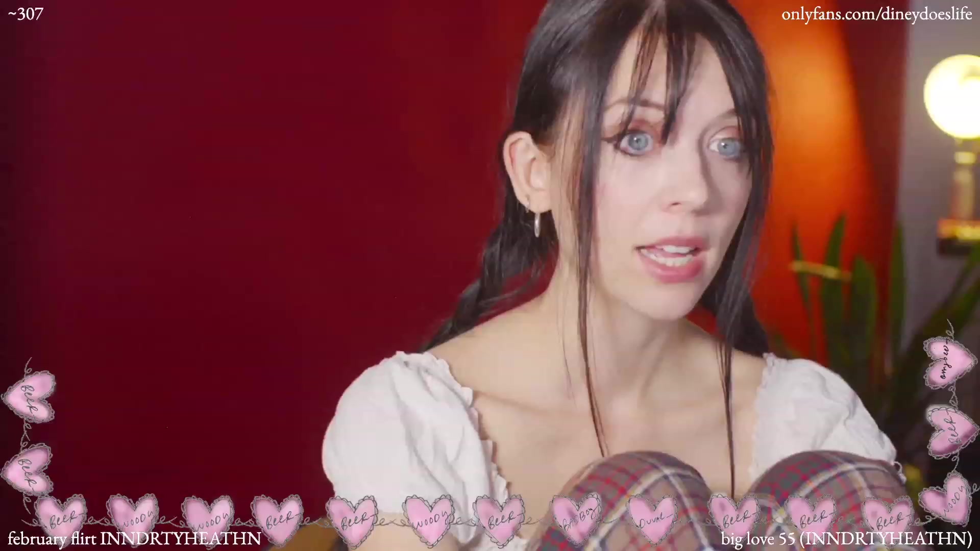 Gallery image thumbnail from diney_'s myfreecams stream on, 02/07/2023, 06:02 image 2 of 20