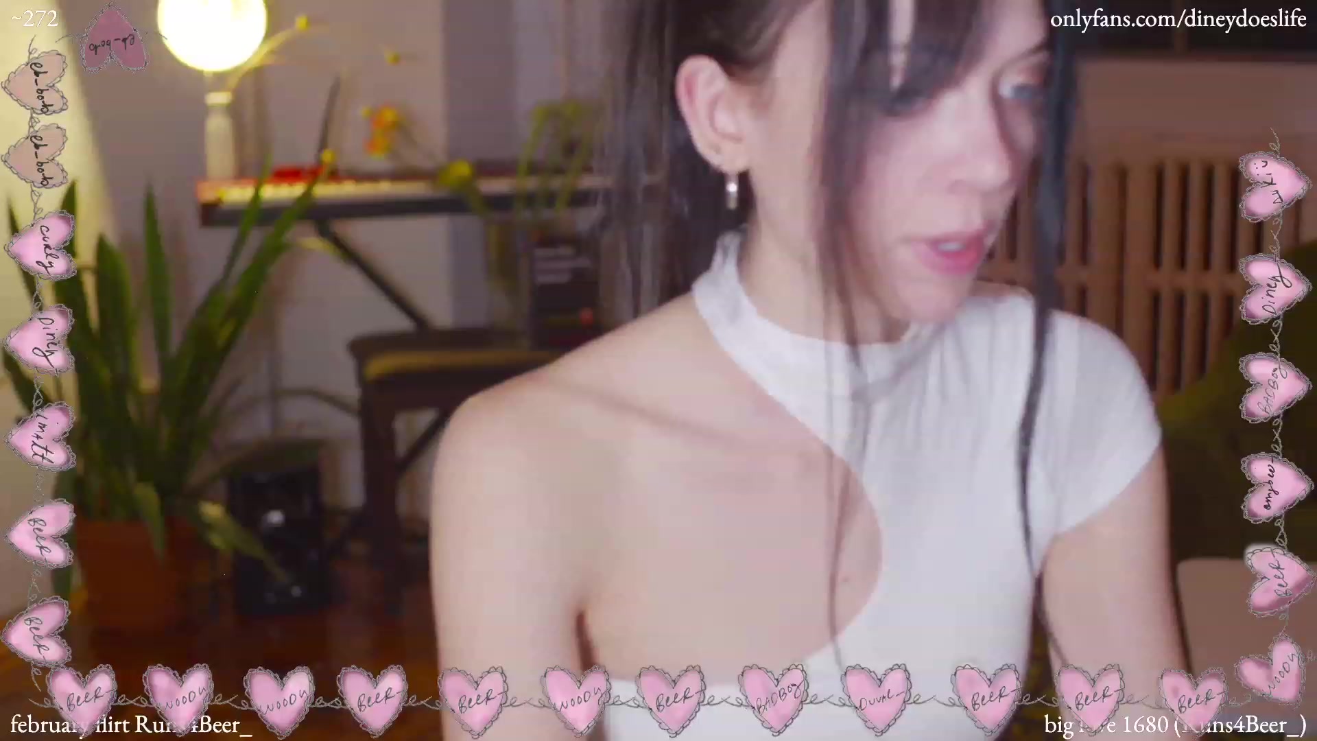 Gallery image thumbnail from diney_'s myfreecams stream on, 02/08/2023, 05:50 image 7 of 20