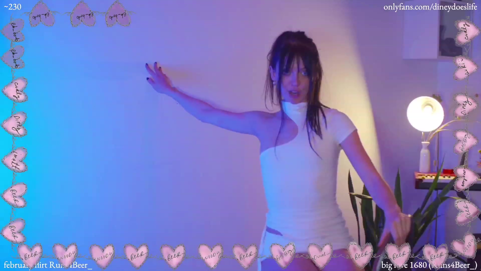 Gallery image thumbnail from diney_'s myfreecams stream on, 02/08/2023, 05:50 image 14 of 20