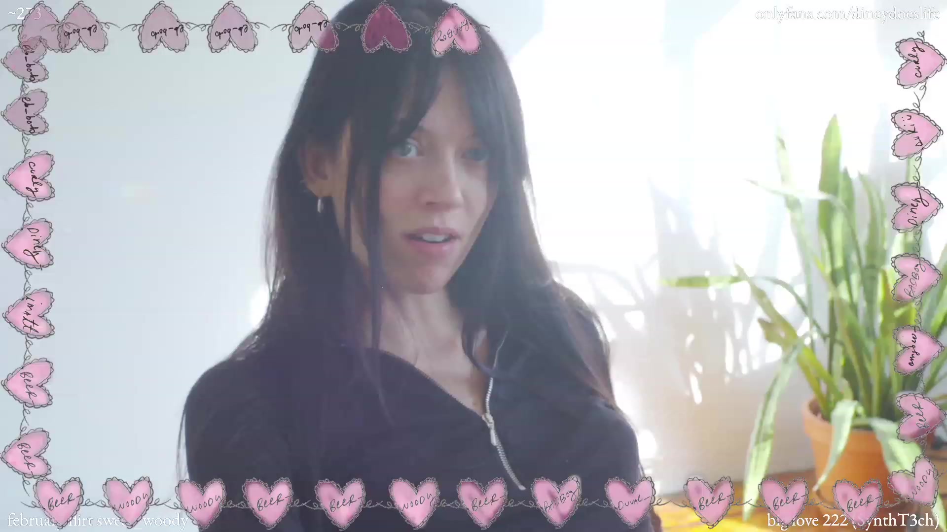 Gallery image thumbnail from diney_'s myfreecams stream on, 02/11/2023, 20:47 image 4 of 20