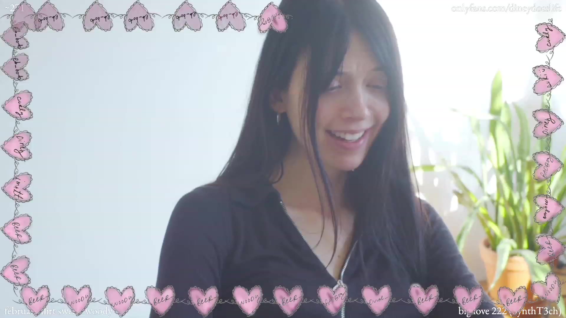Gallery image thumbnail from diney_'s myfreecams stream on, 02/11/2023, 20:47 image 13 of 20