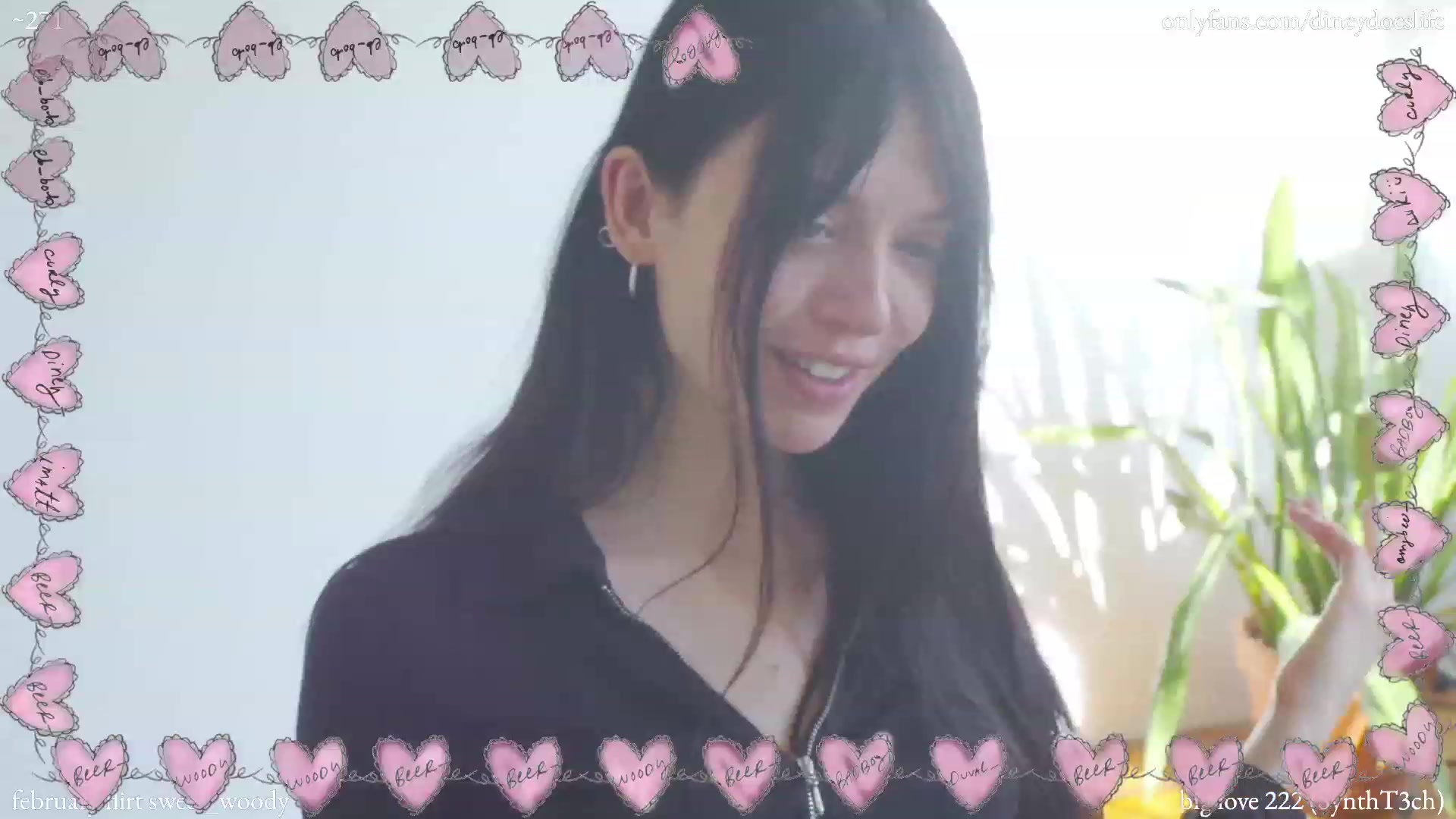 Gallery image thumbnail from diney_'s myfreecams stream on, 02/11/2023, 20:47 image 15 of 20