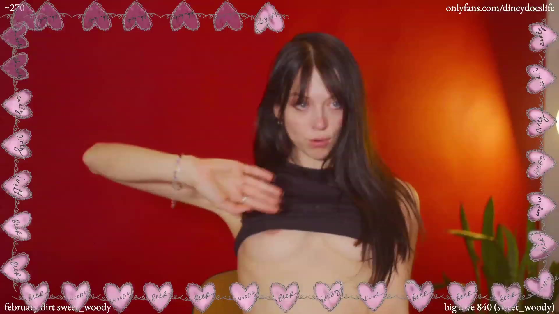 Gallery image thumbnail from diney_'s myfreecams stream on, 02/12/2023, 05:42 image 19 of 20