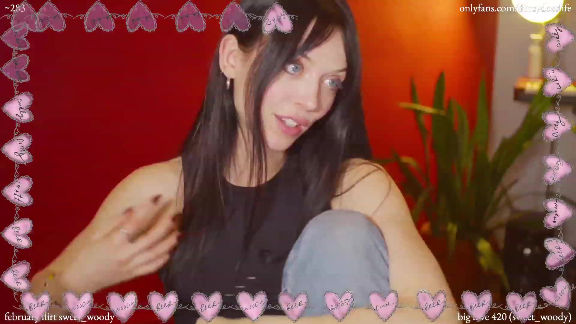 Gallery image thumbnail from diney_'s myfreecams stream on, 02/12/2023, 05:42 image 5 of 20