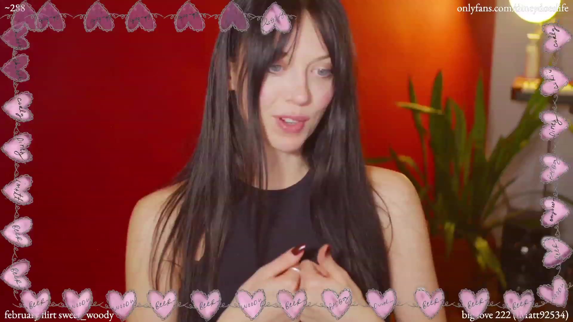 Gallery image thumbnail from diney_'s myfreecams stream on, 02/12/2023, 05:42 image 3 of 20