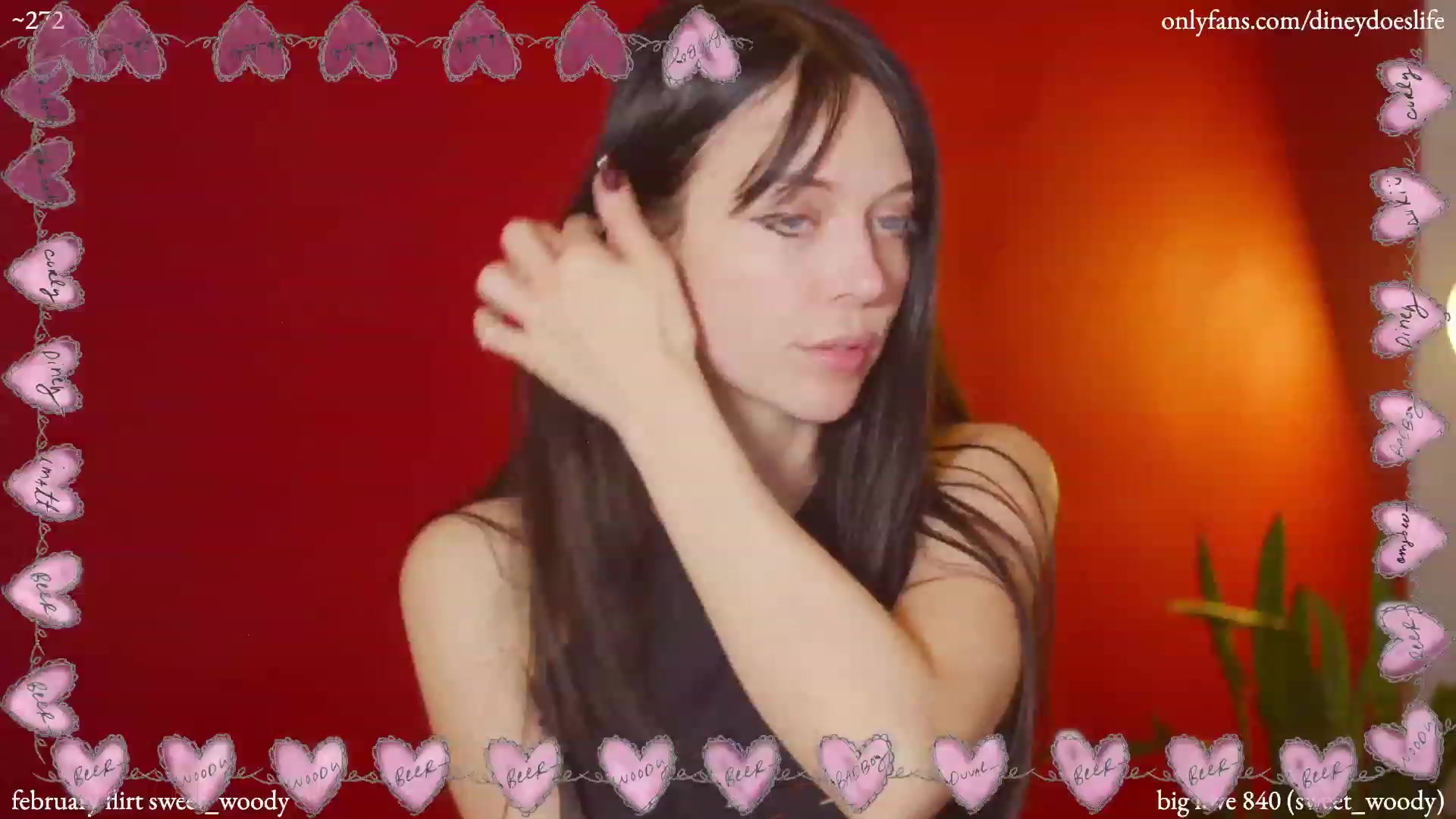 Gallery image thumbnail from diney_'s myfreecams stream on, 02/12/2023, 06:35 image 19 of 20