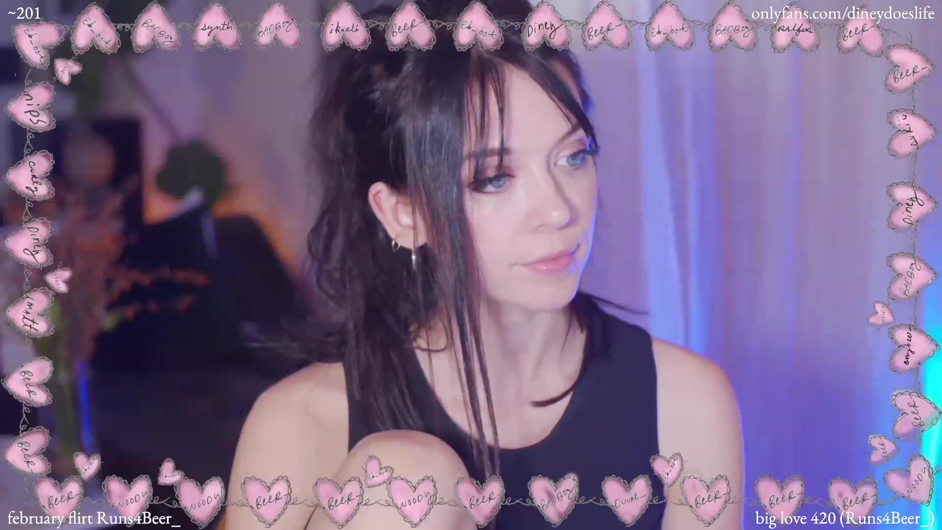 Gallery image thumbnail from diney_'s myfreecams stream on, 02/15/2023, 07:30 image 6 of 20