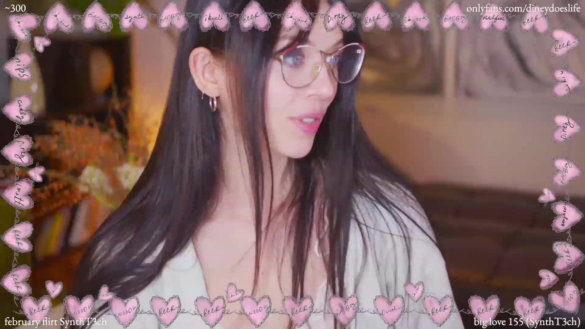 Gallery image thumbnail from diney_'s myfreecams stream on, 02/26/2023, 07:07 image 3 of 20