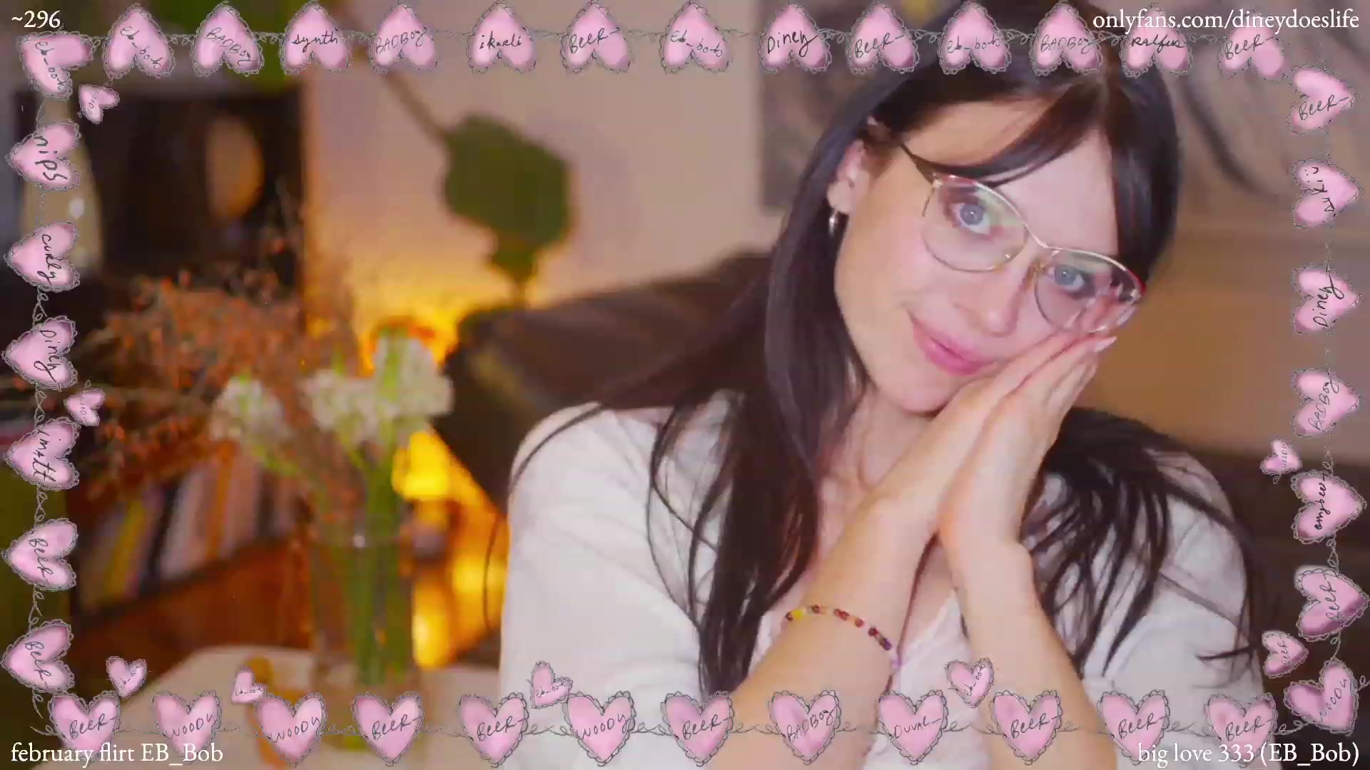 Gallery image thumbnail from diney_'s myfreecams stream on, 02/26/2023, 07:07 image 10 of 20