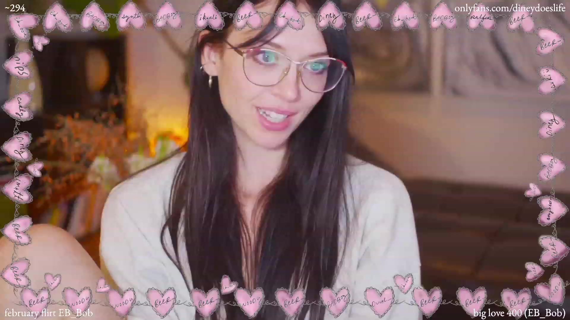 Gallery image thumbnail from diney_'s myfreecams stream on, 02/26/2023, 07:07 image 12 of 20