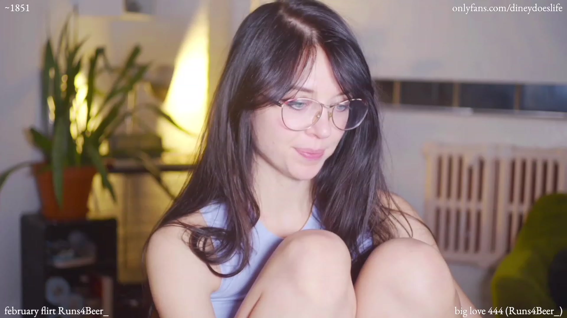 Gallery image thumbnail from diney_'s myfreecams stream on, 03/03/2023, 07:01 image 6 of 20