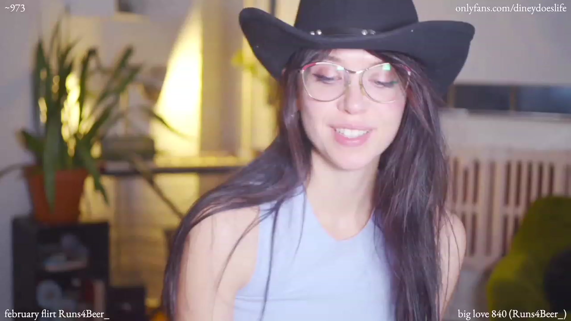 Gallery image thumbnail from diney_'s myfreecams stream on, 03/03/2023, 07:01 image 10 of 20
