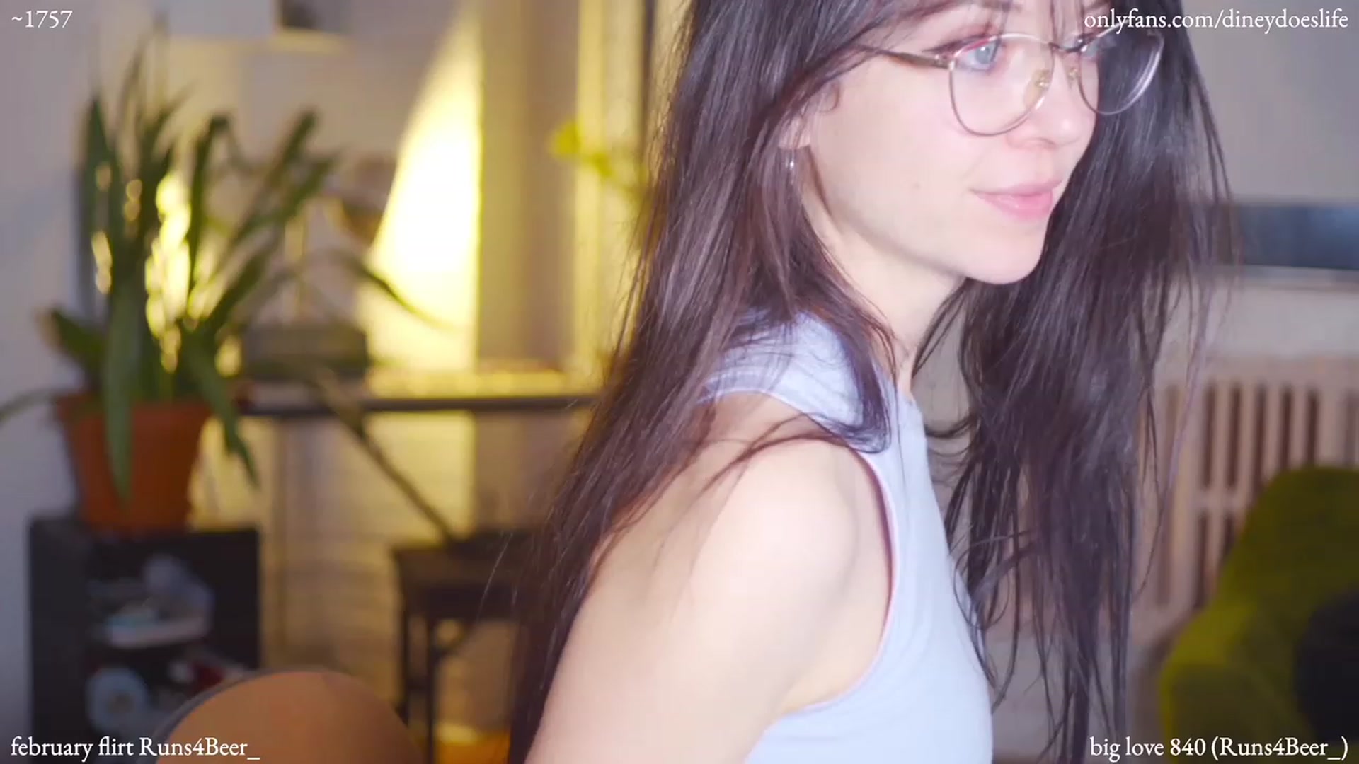 Gallery image thumbnail from diney_'s myfreecams stream on, 03/03/2023, 07:01 image 7 of 20