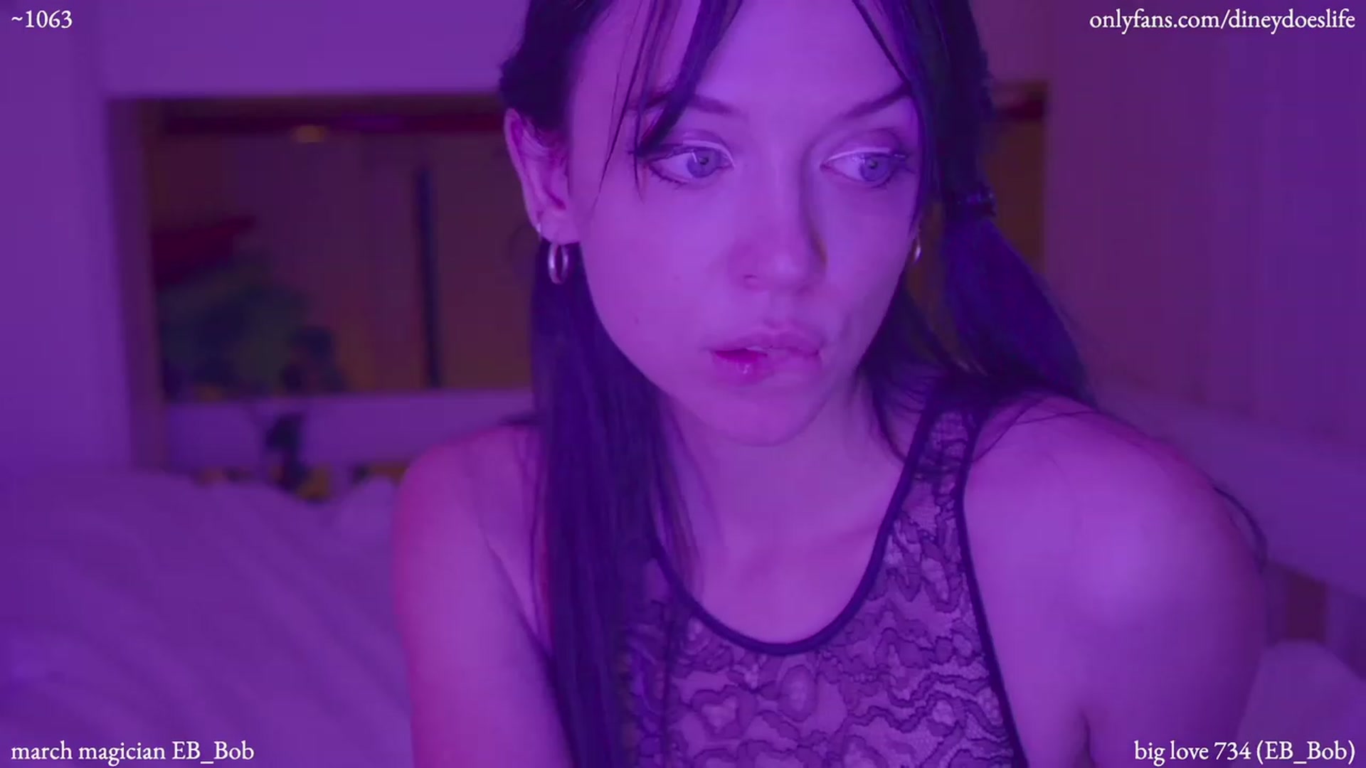 Gallery image thumbnail from diney_'s myfreecams stream on, 03/07/2023, 07:31 image 16 of 20