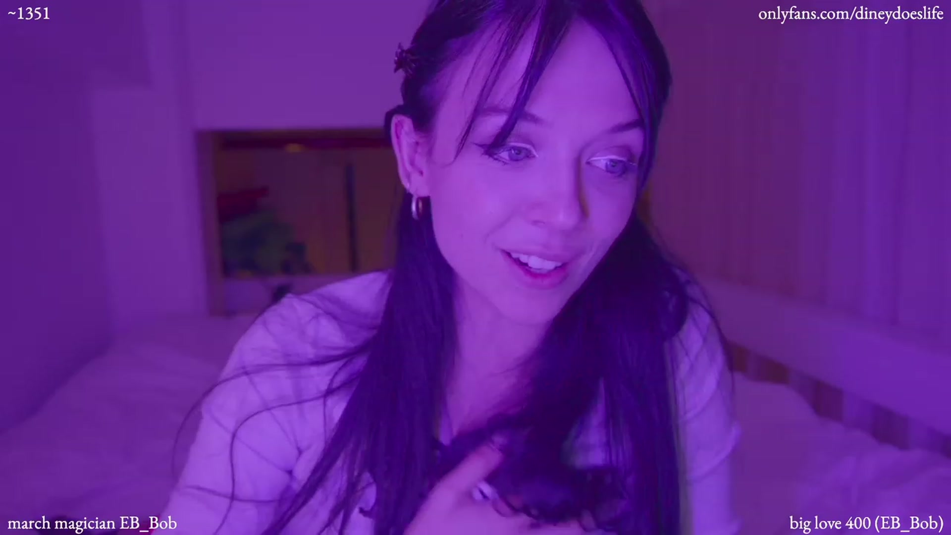 Gallery image thumbnail from diney_'s myfreecams stream on, 03/07/2023, 07:31 image 8 of 20