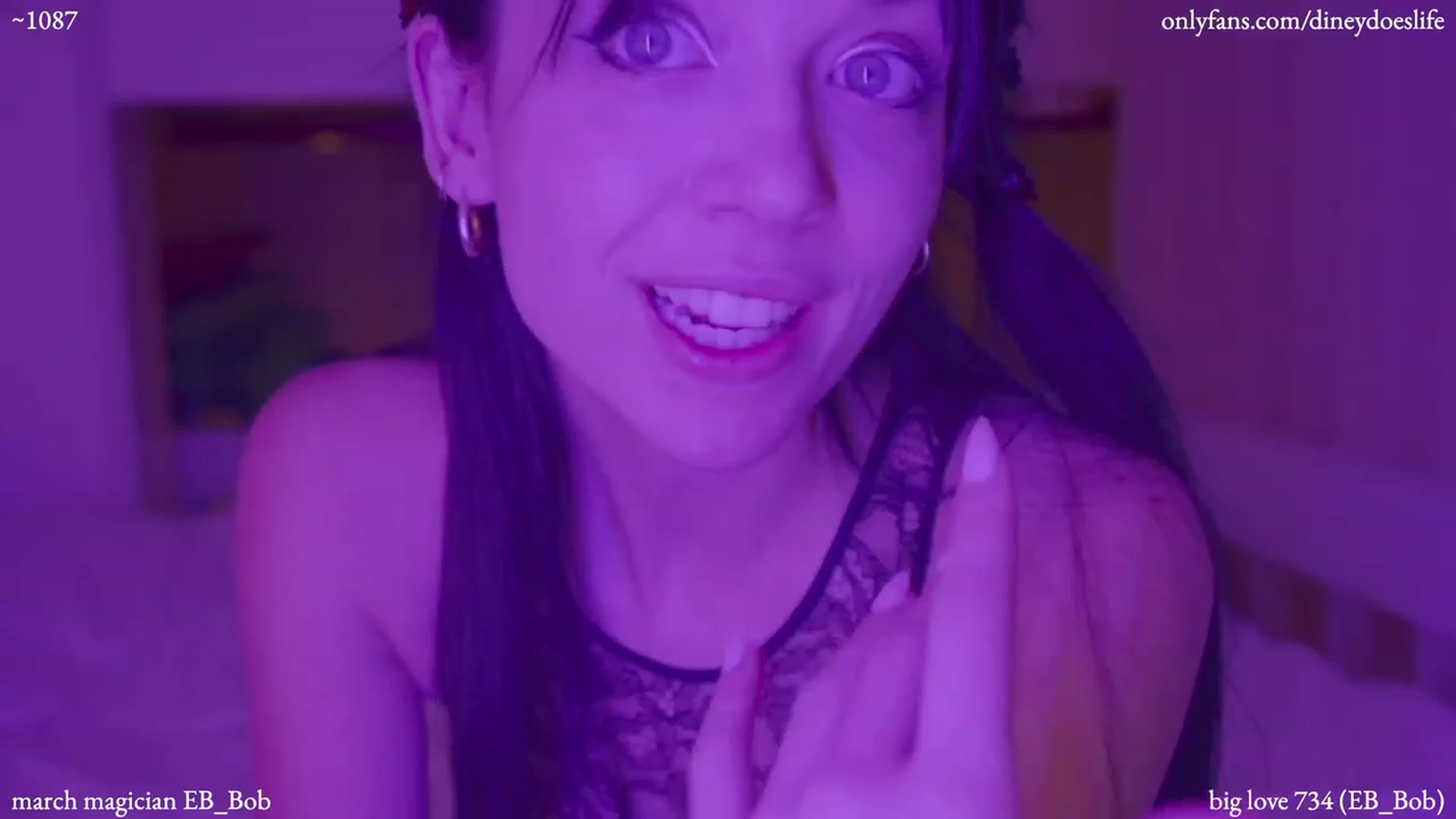 Gallery image thumbnail from diney_'s myfreecams stream on, 03/07/2023, 07:31 image 14 of 20