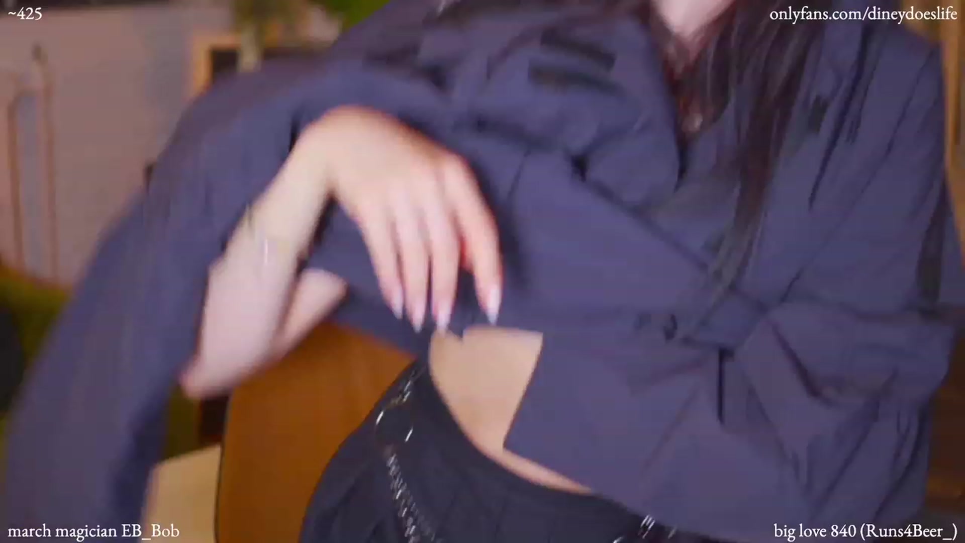 Gallery image thumbnail from diney_'s myfreecams stream on, 03/10/2023, 06:55 image 11 of 20