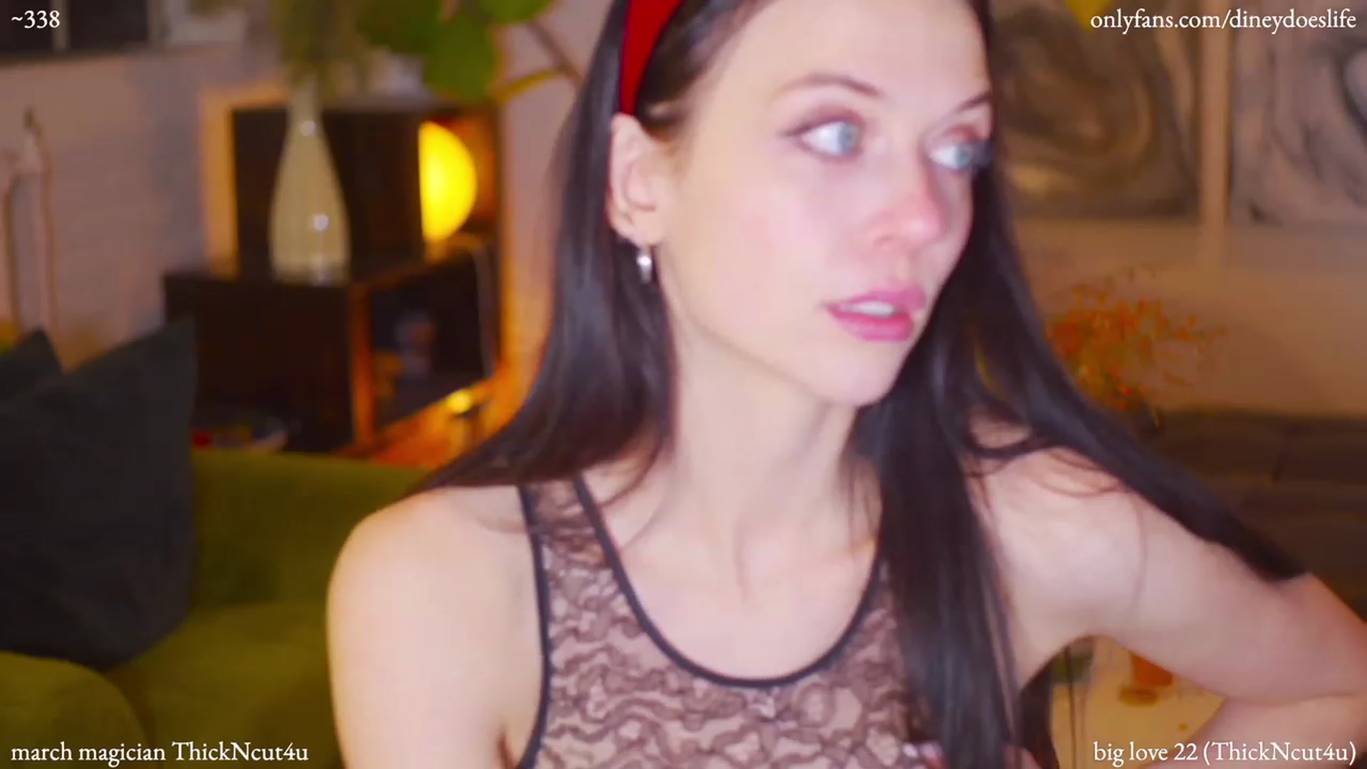 Gallery image thumbnail from diney_'s myfreecams stream on, 03/12/2023, 05:41 image 13 of 20