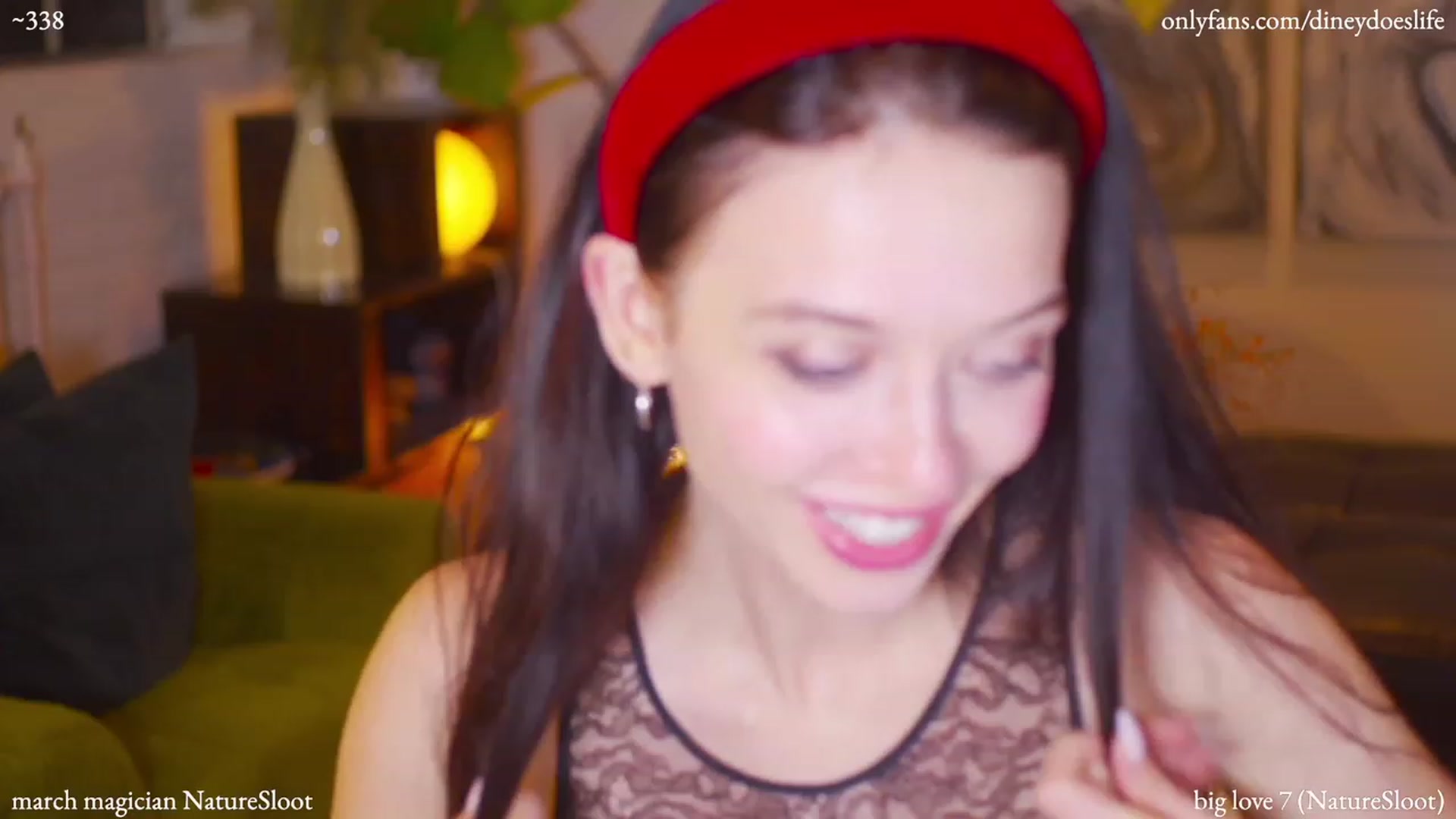 Gallery image thumbnail from diney_'s myfreecams stream on, 03/12/2023, 05:41 image 2 of 20