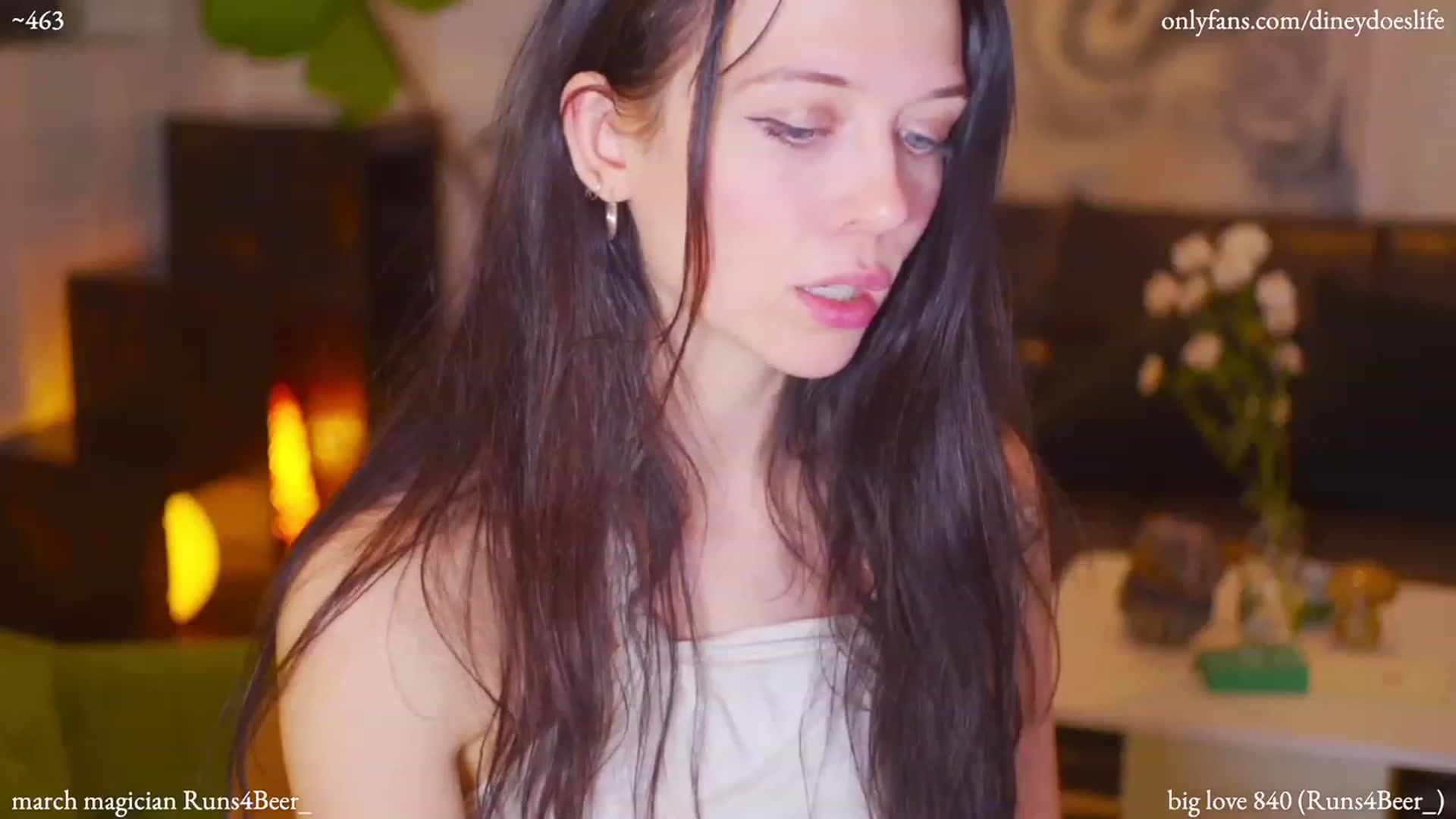 Gallery image thumbnail from diney_'s myfreecams stream on, 03/22/2023, 05:11 image 9 of 20