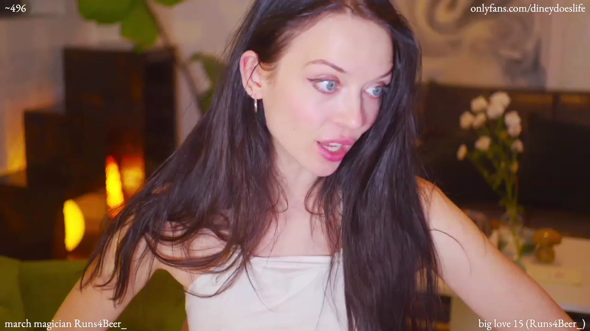 Gallery image thumbnail from diney_'s myfreecams stream on, 03/22/2023, 05:11 image 1 of 20