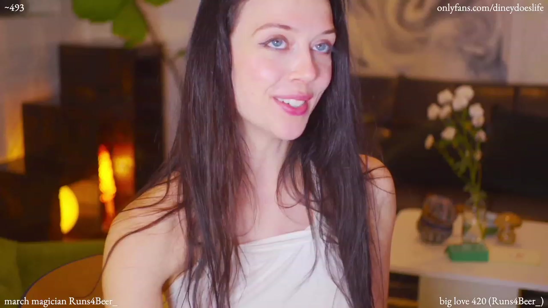 Gallery image thumbnail from diney_'s myfreecams stream on, 03/22/2023, 05:11 image 3 of 20