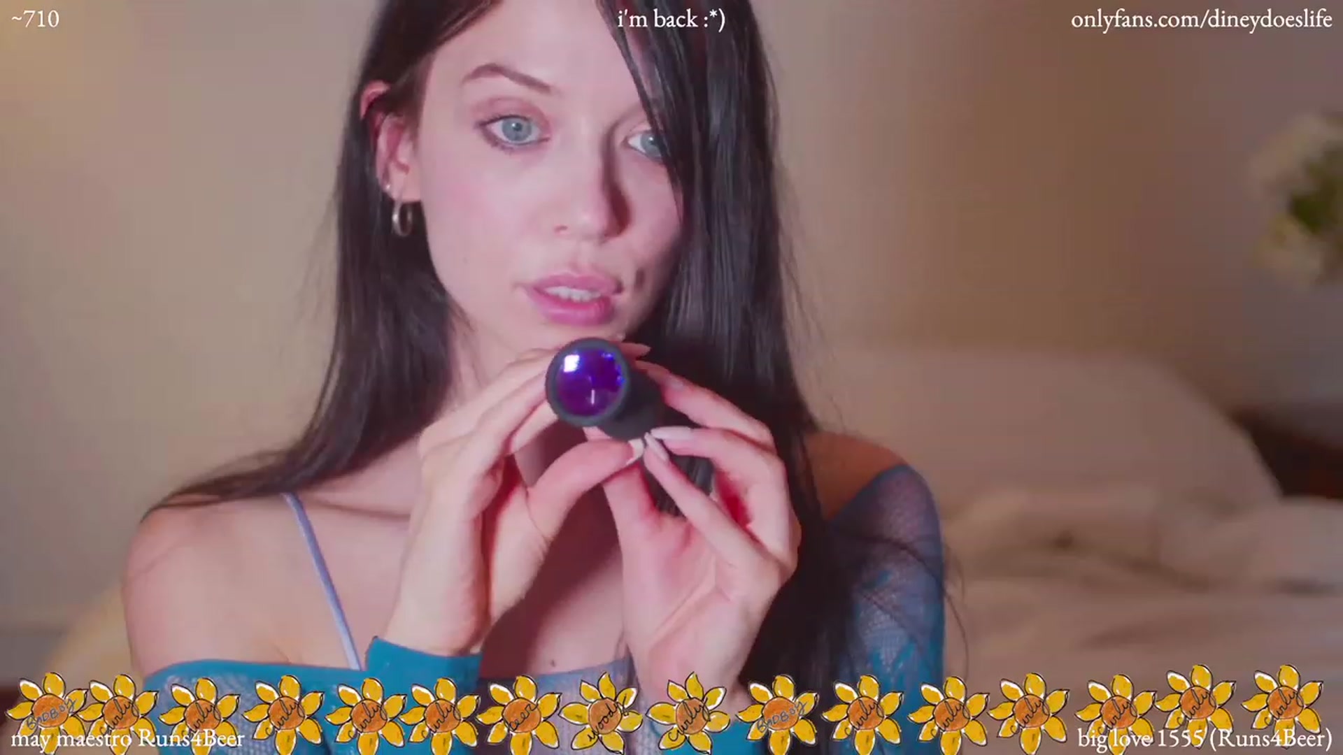 Gallery image thumbnail from diney_'s myfreecams stream on, 05/03/2023, 05:29 image 8 of 20