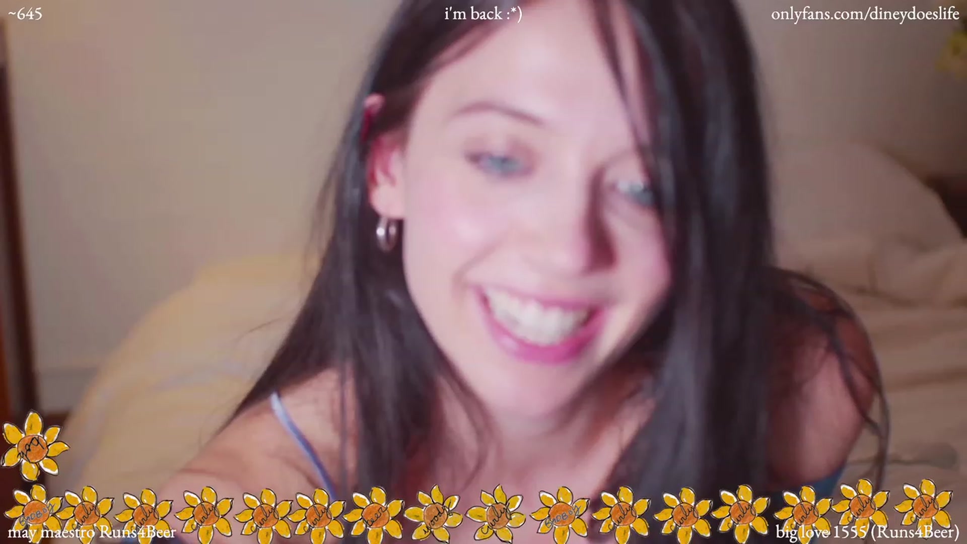 Gallery image thumbnail from diney_'s myfreecams stream on, 05/03/2023, 05:29 image 10 of 20