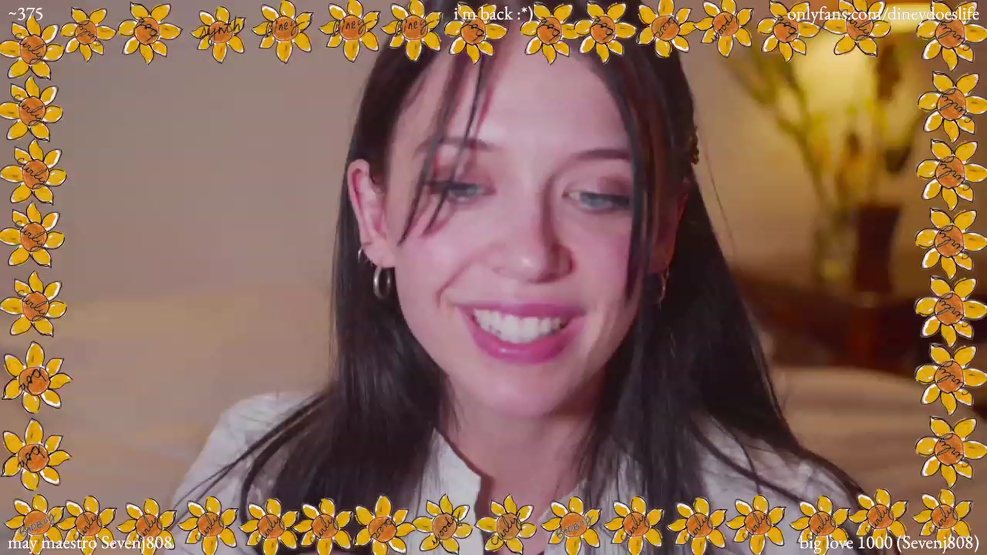Gallery image thumbnail from diney_'s myfreecams stream on, 05/05/2023, 05:32 image 7 of 20