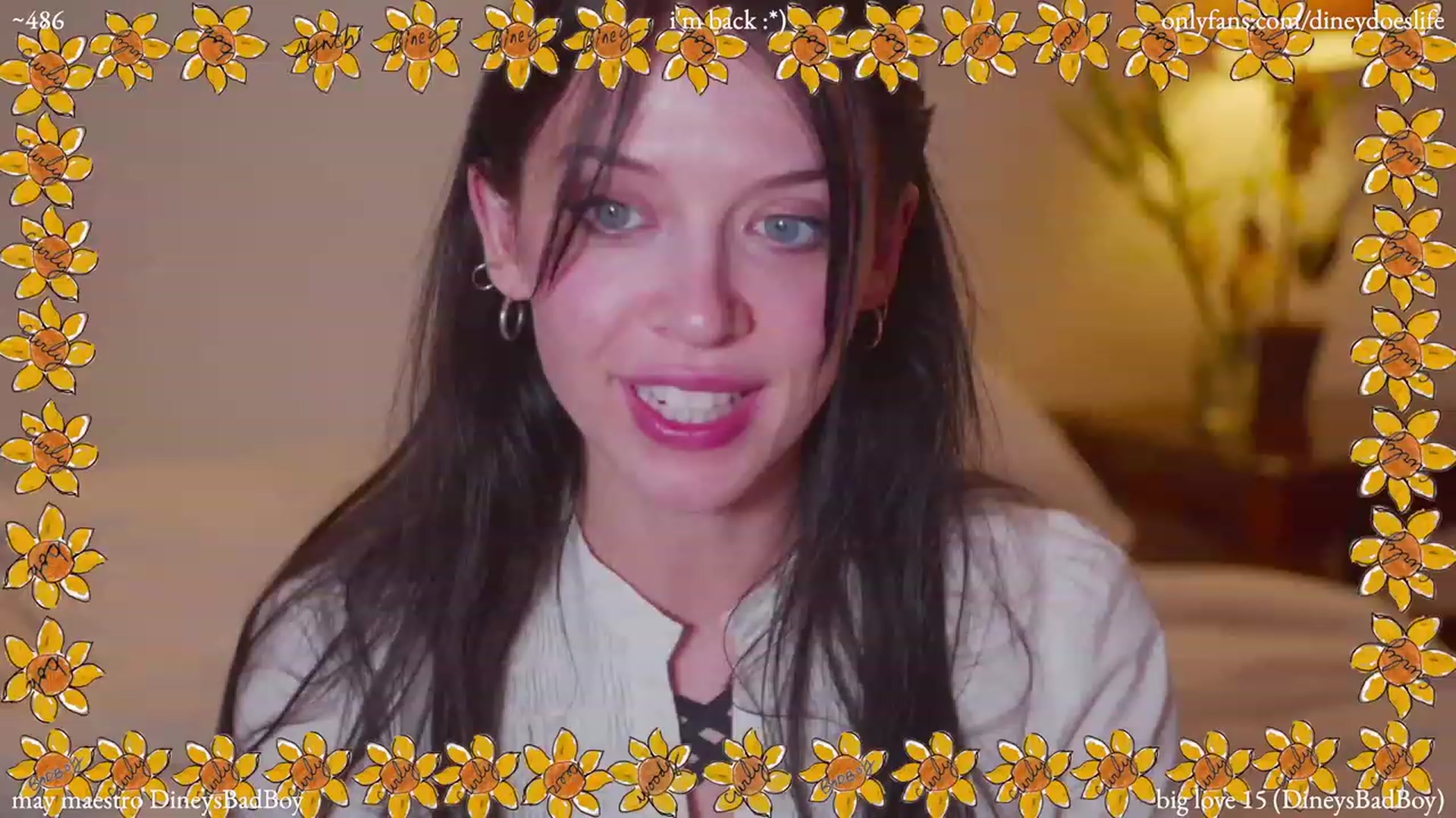 Gallery image thumbnail from diney_'s myfreecams stream on, 05/05/2023, 05:32 image 1 of 20