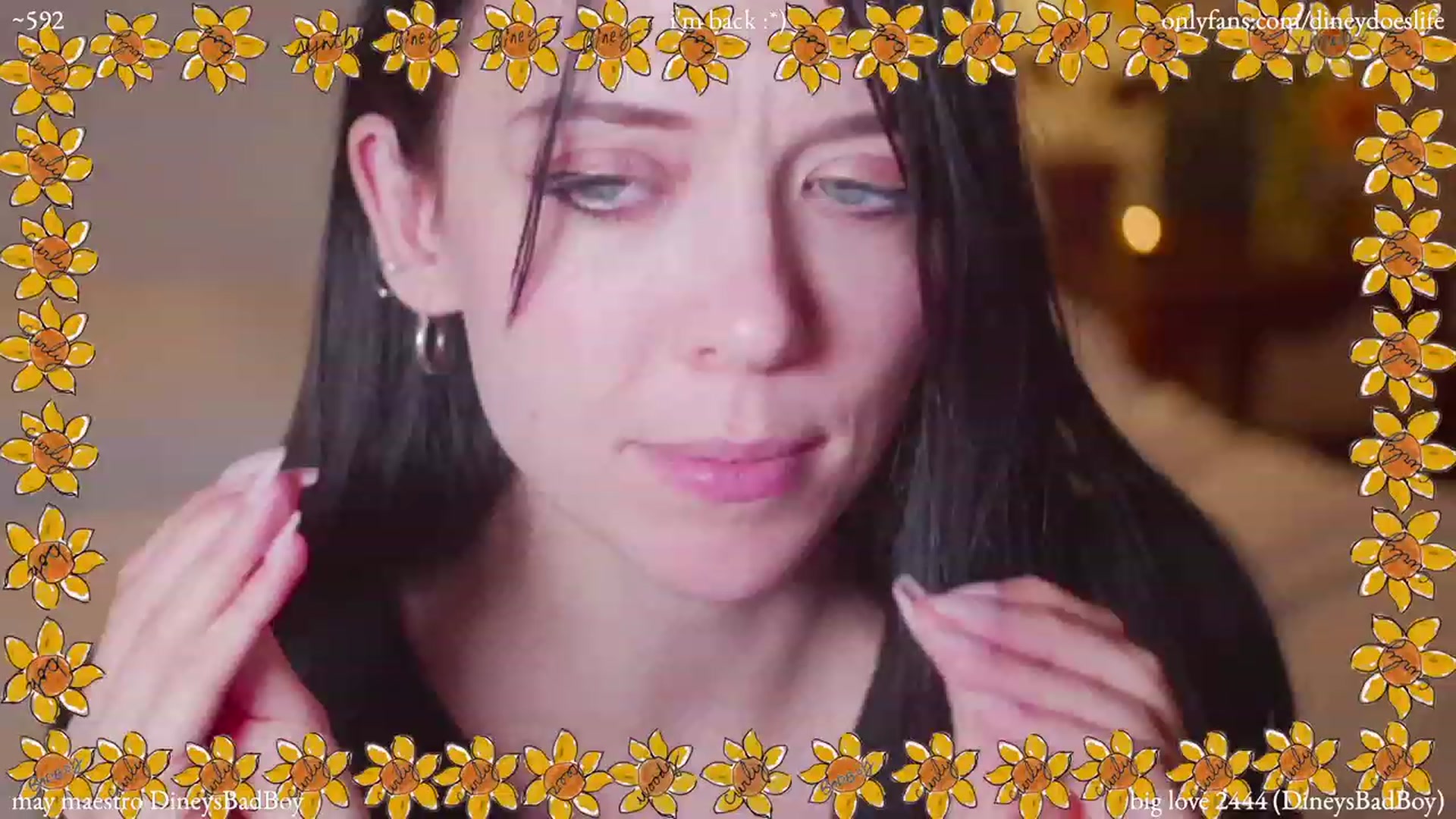 Gallery image thumbnail from diney_'s myfreecams stream on, 05/09/2023, 05:24 image 20 of 20