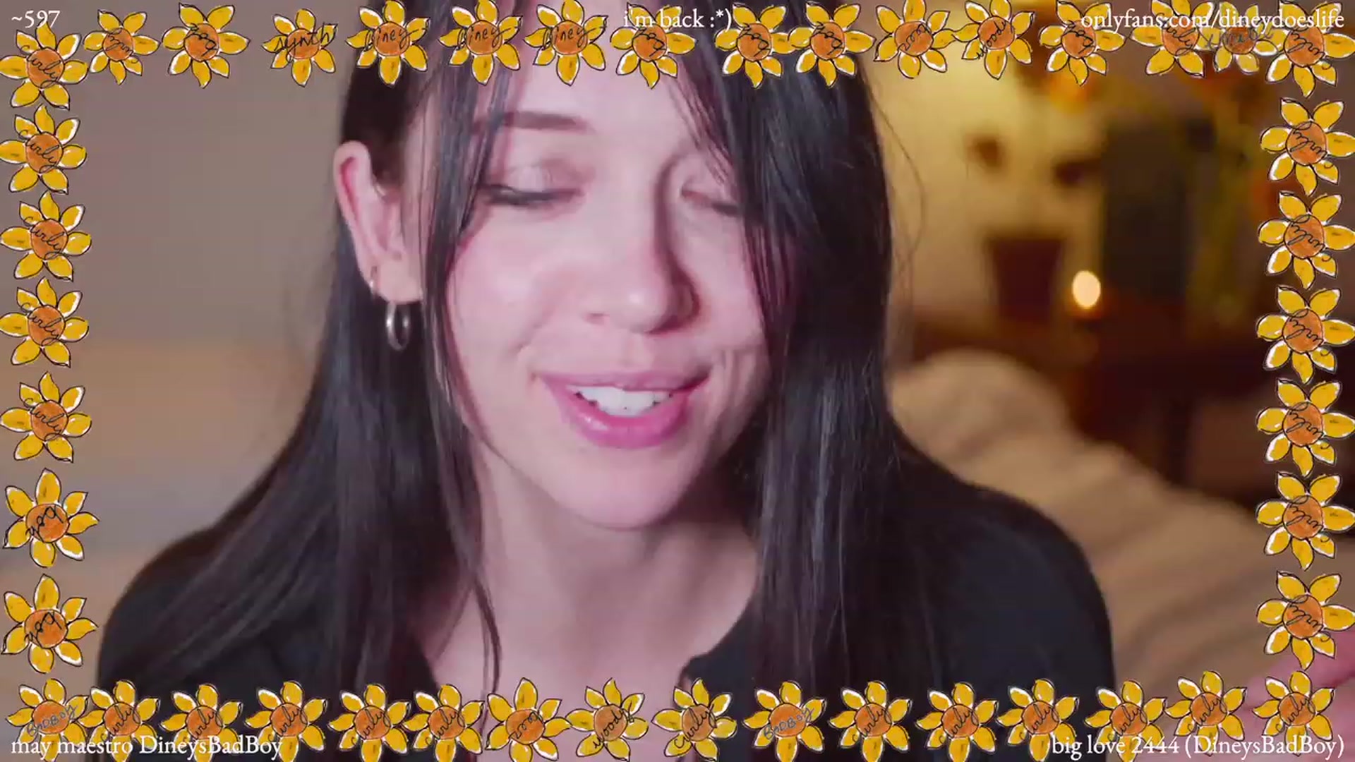 Gallery image thumbnail from diney_'s myfreecams stream on, 05/09/2023, 05:24 image 2 of 20