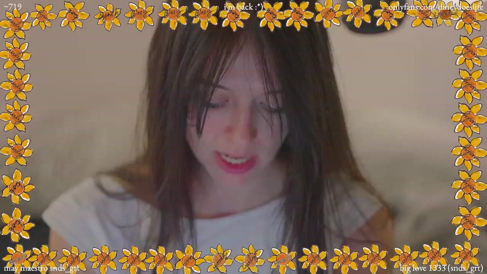 Gallery image thumbnail from diney_'s myfreecams stream on, 05/12/2023, 06:15 image 1 of 20