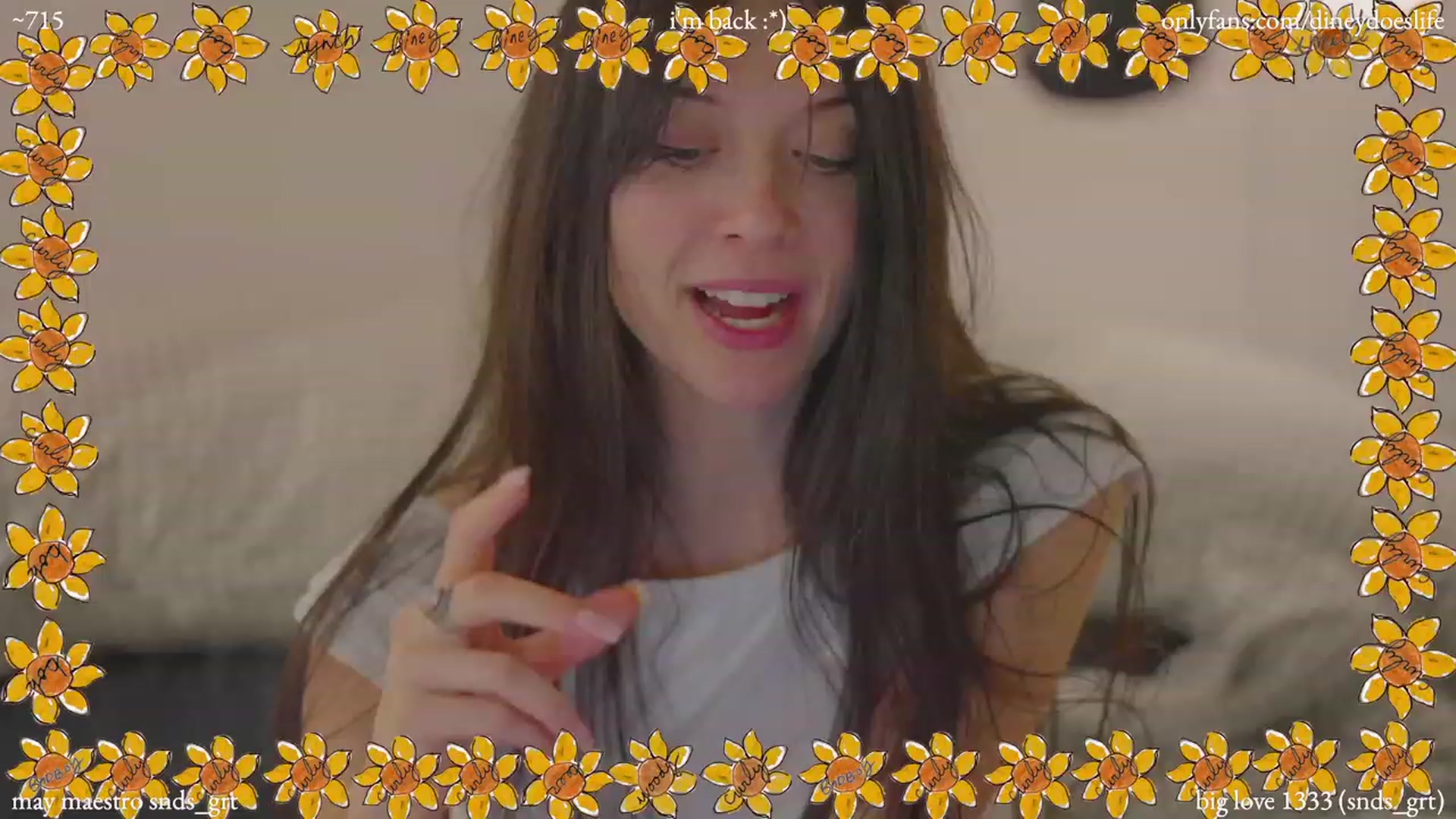 Gallery image thumbnail from diney_'s myfreecams stream on, 05/12/2023, 06:15 image 4 of 20