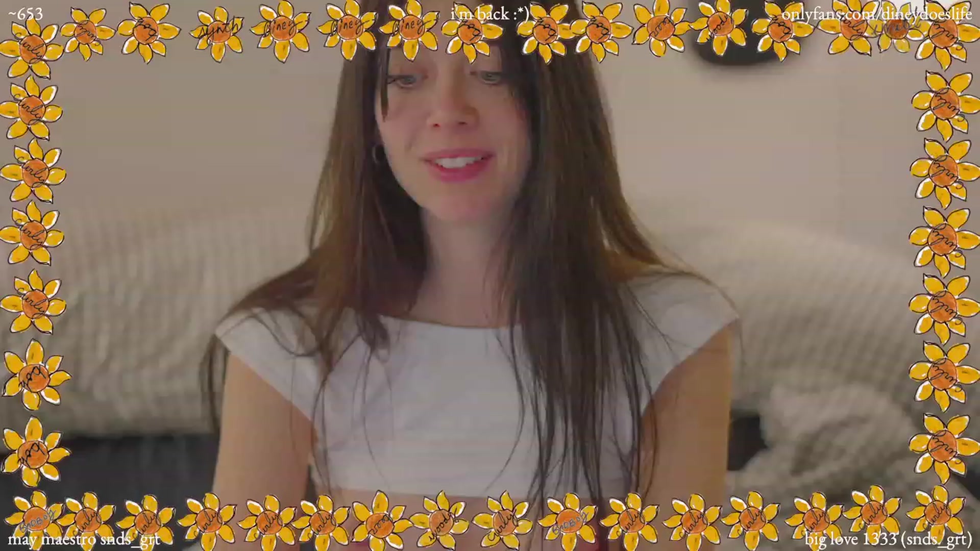 Gallery image thumbnail from diney_'s myfreecams stream on, 05/12/2023, 06:15 image 11 of 20