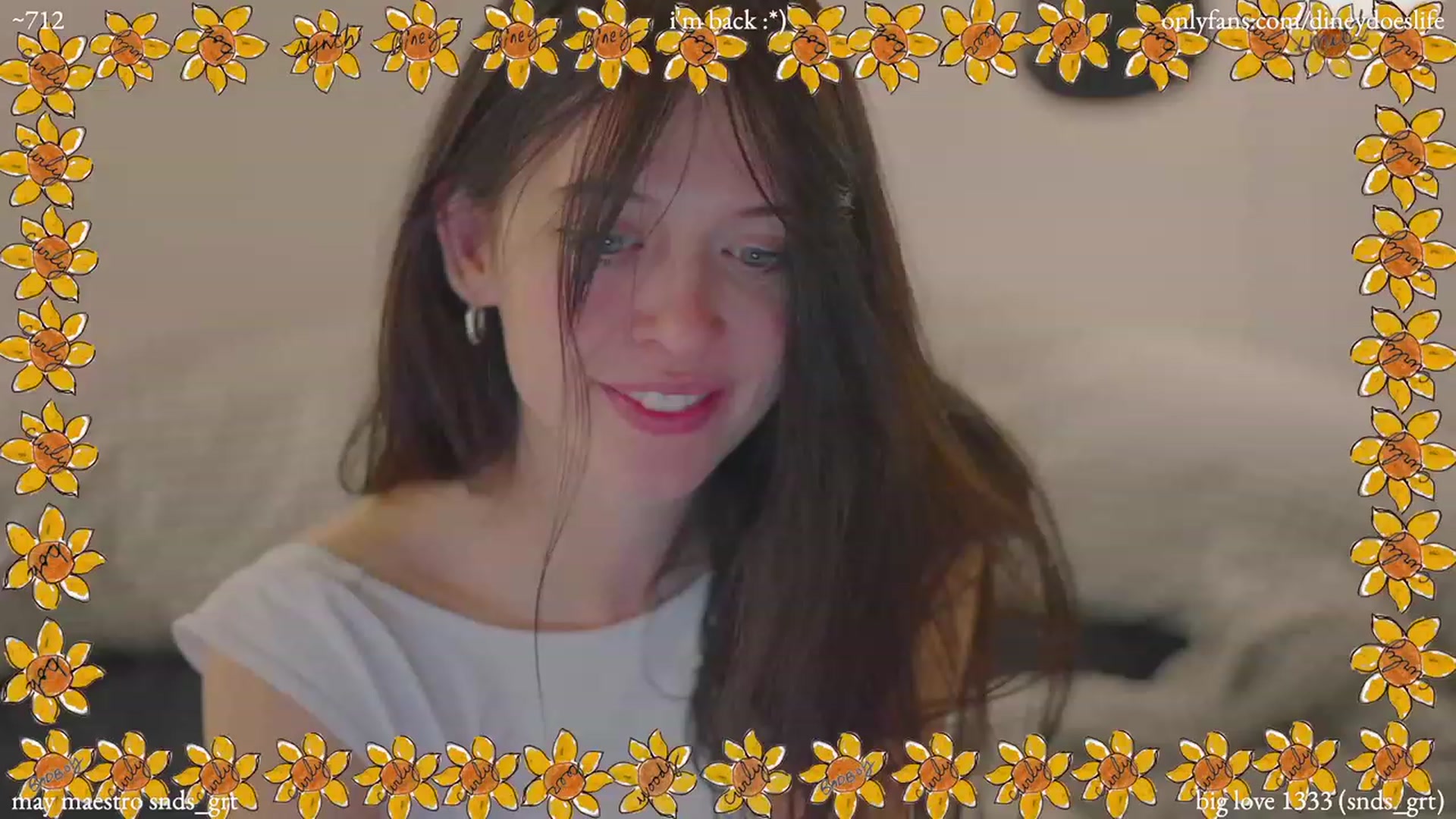 Gallery image thumbnail from diney_'s myfreecams stream on, 05/12/2023, 06:15 image 7 of 20