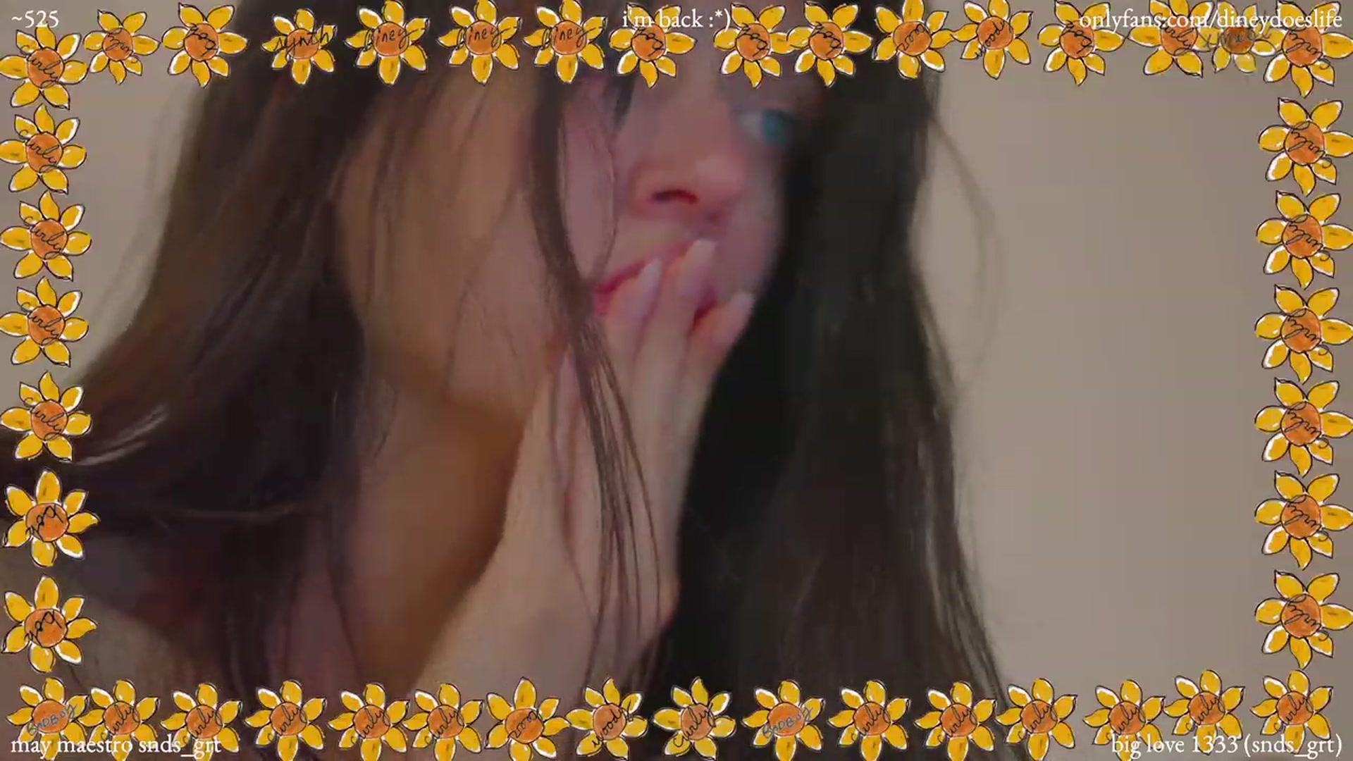 Gallery image thumbnail from diney_'s myfreecams stream on, 05/12/2023, 06:15 image 18 of 20