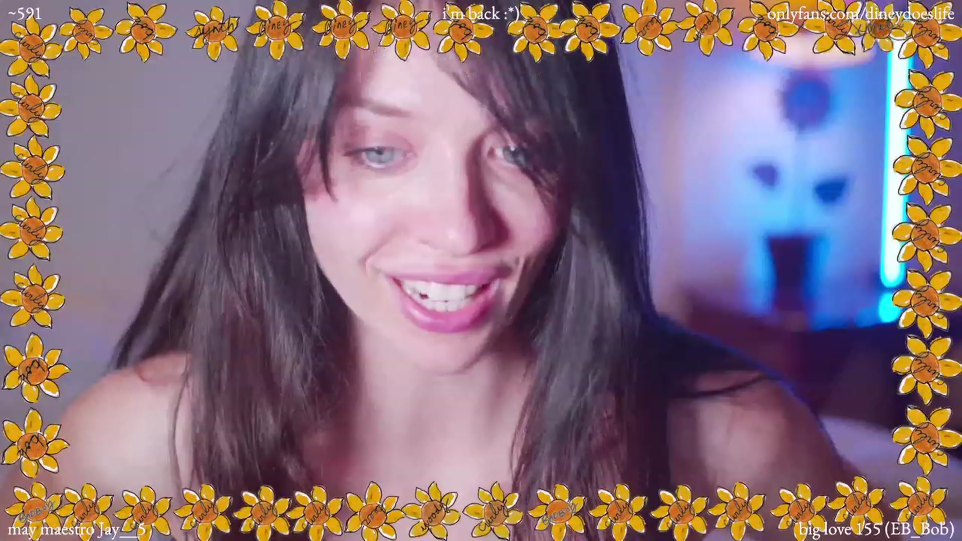 Gallery image thumbnail from diney_'s myfreecams stream on, 05/25/2023, 06:20 image 6 of 20