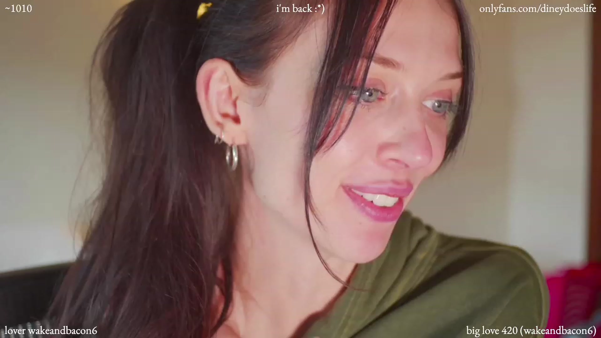 Gallery image thumbnail from diney_'s myfreecams stream on, 06/17/2023, 23:05 image 2 of 20