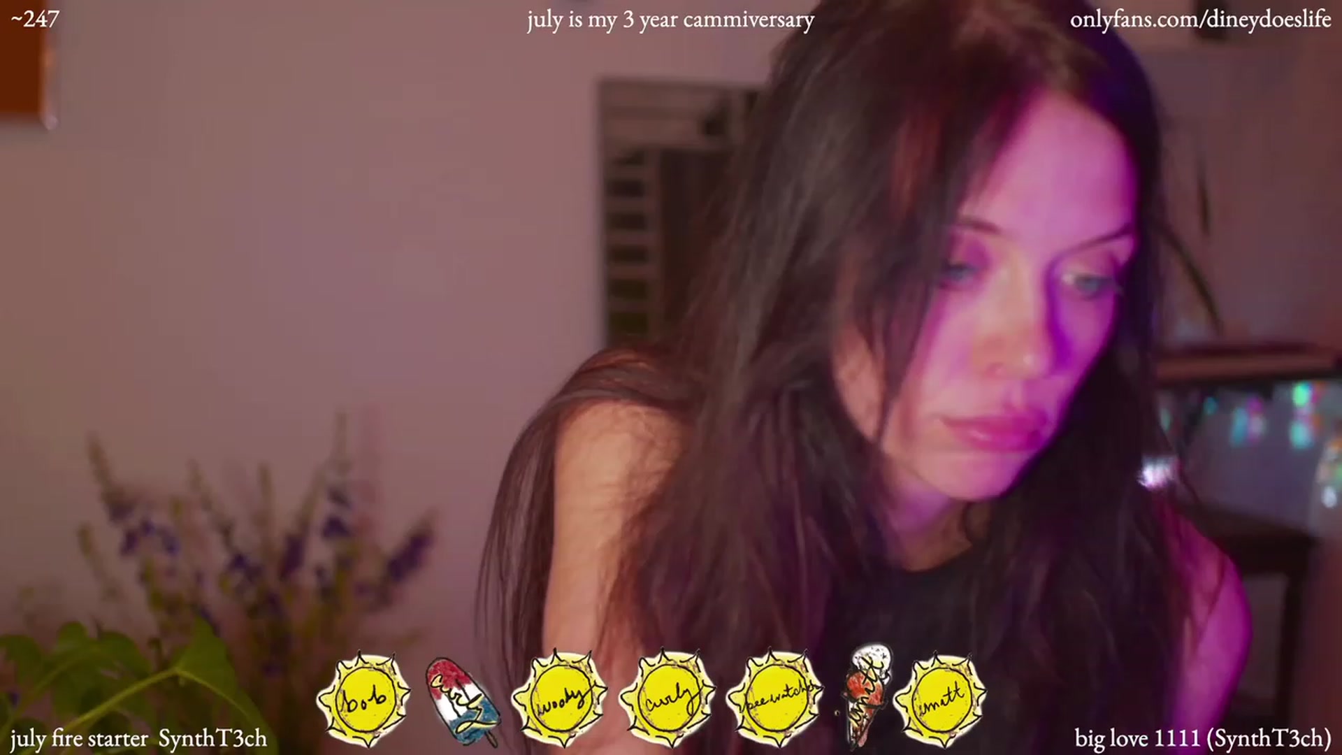 Gallery image thumbnail from diney_'s myfreecams stream on, 07/03/2023, 05:26 image 11 of 20