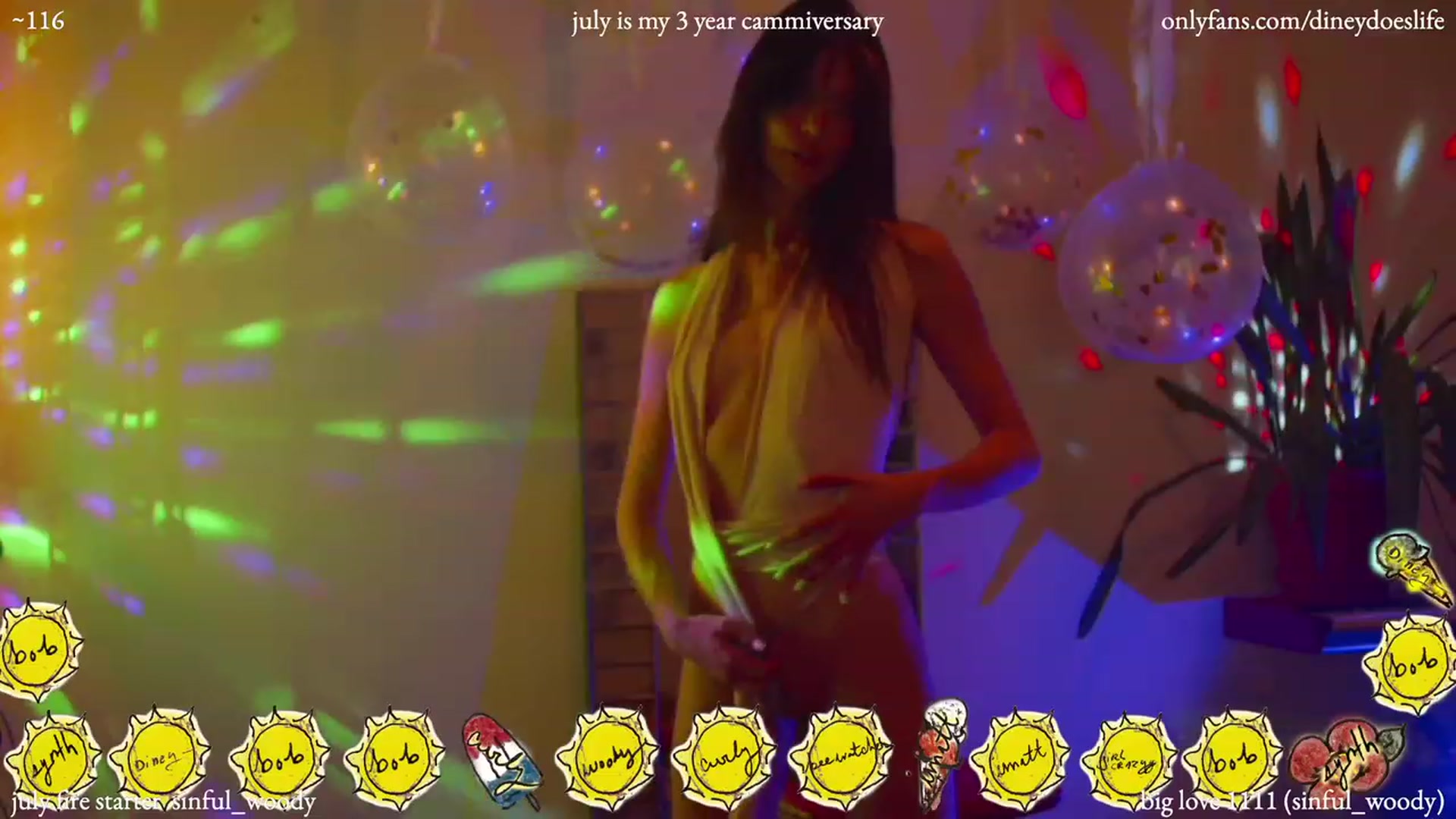 Gallery image thumbnail from diney_'s myfreecams stream on, 07/05/2023, 04:42 image 17 of 20