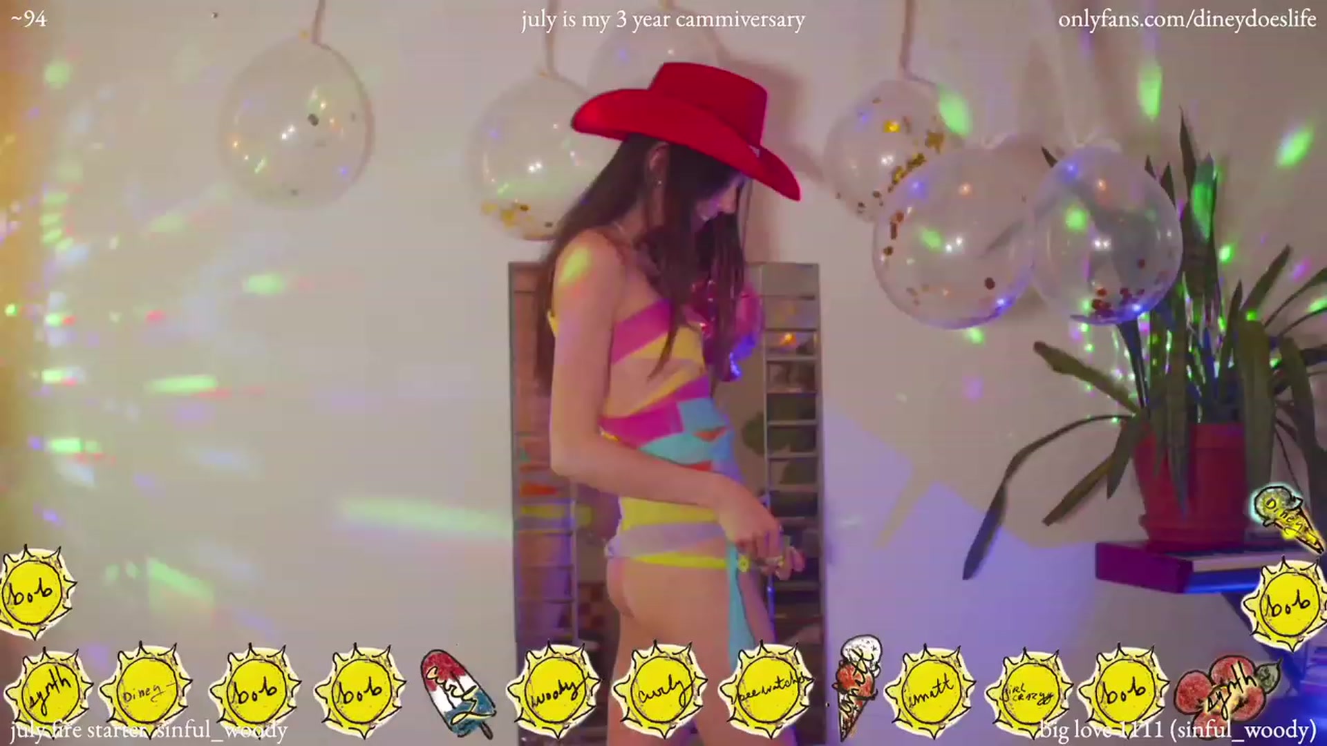 Gallery image thumbnail from diney_'s myfreecams stream on, 07/05/2023, 06:32 image 3 of 20