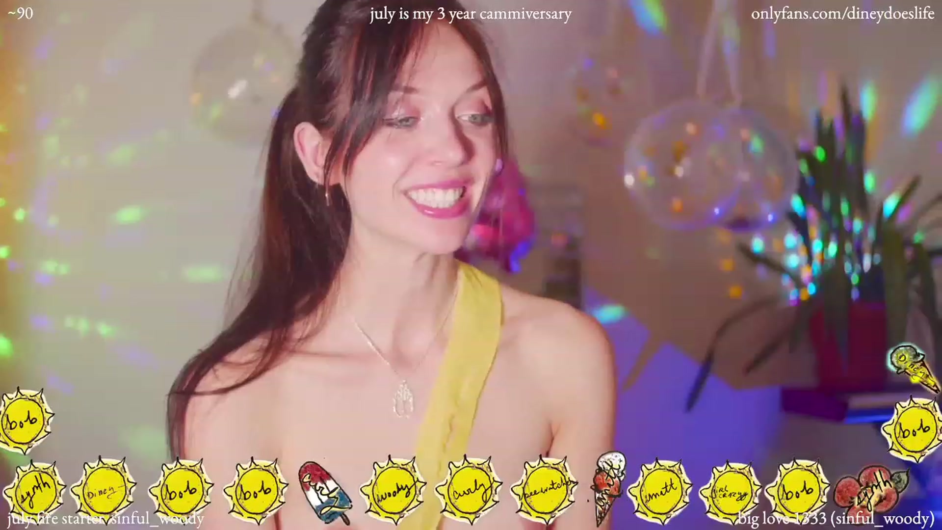 Gallery image thumbnail from diney_'s myfreecams stream on, 07/05/2023, 06:32 image 13 of 20